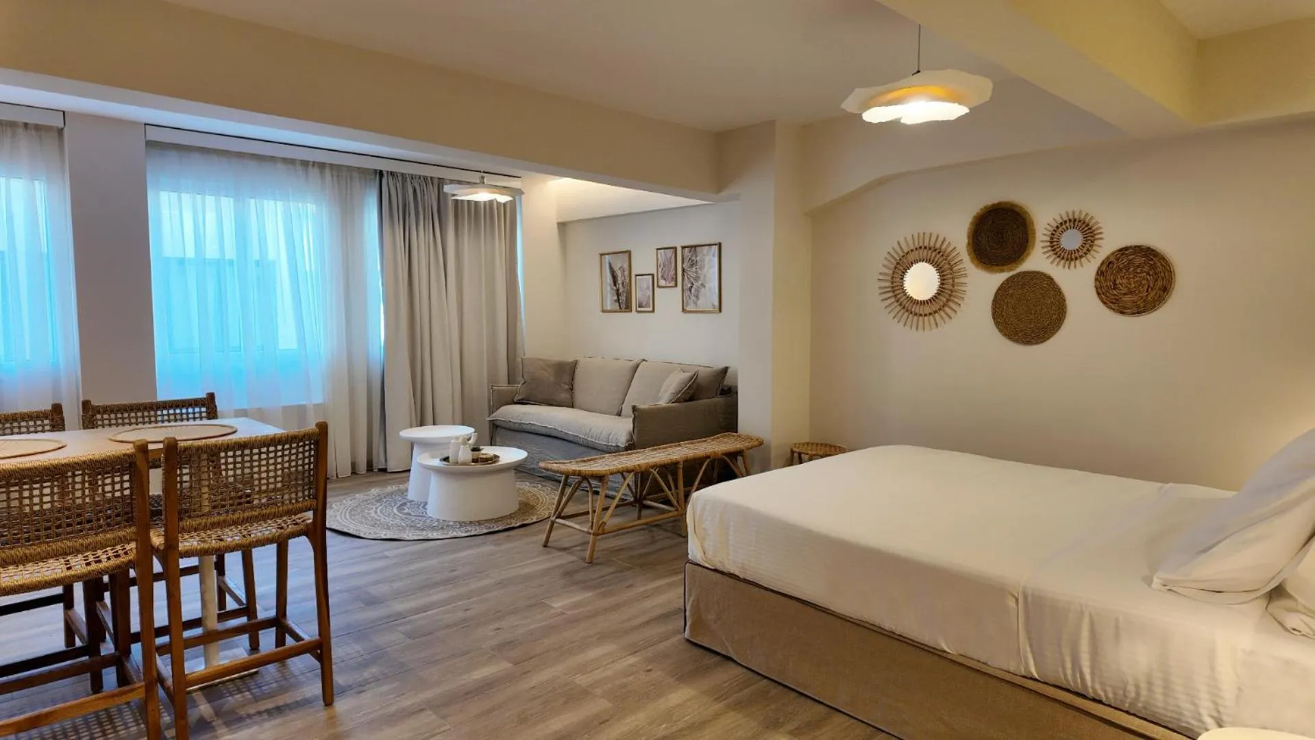 Bed in Euphoria Apartments Monastiraki