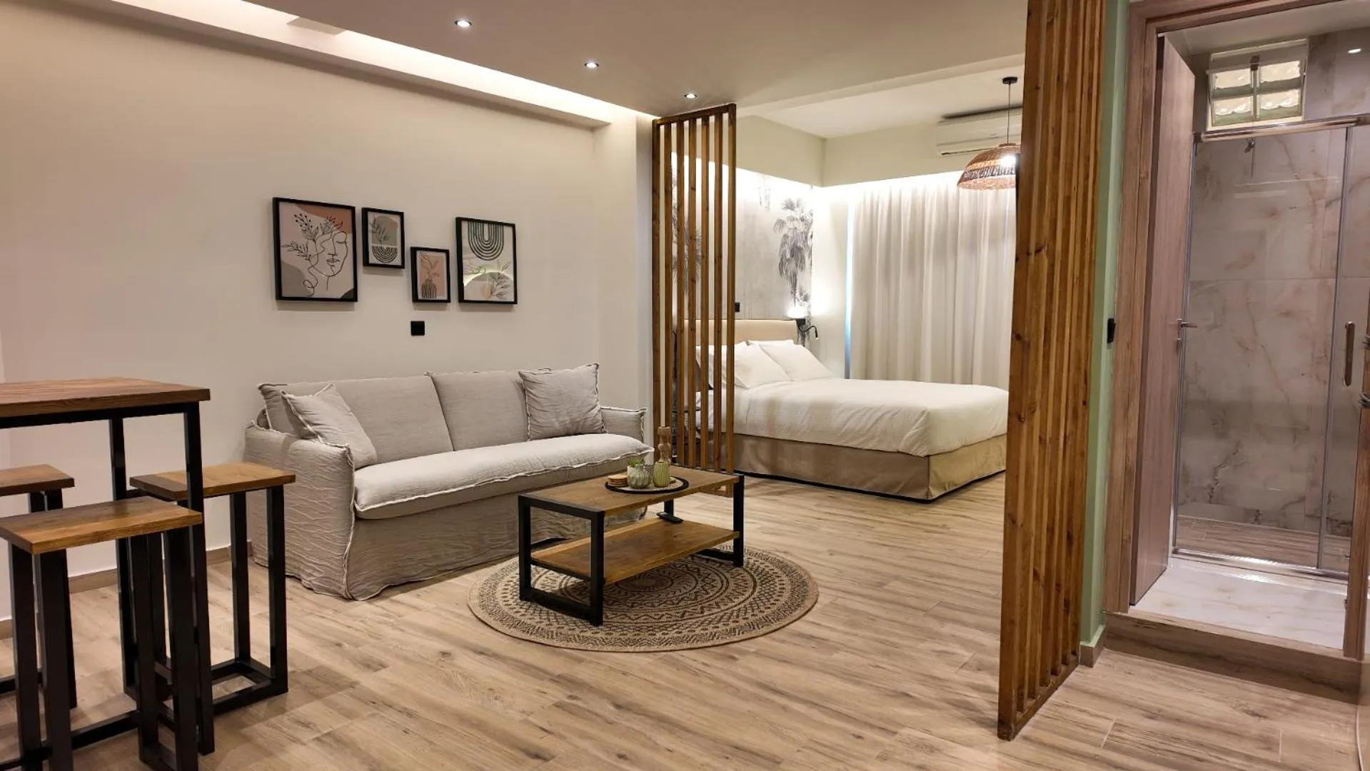 Bed in Euphoria Apartments Monastiraki