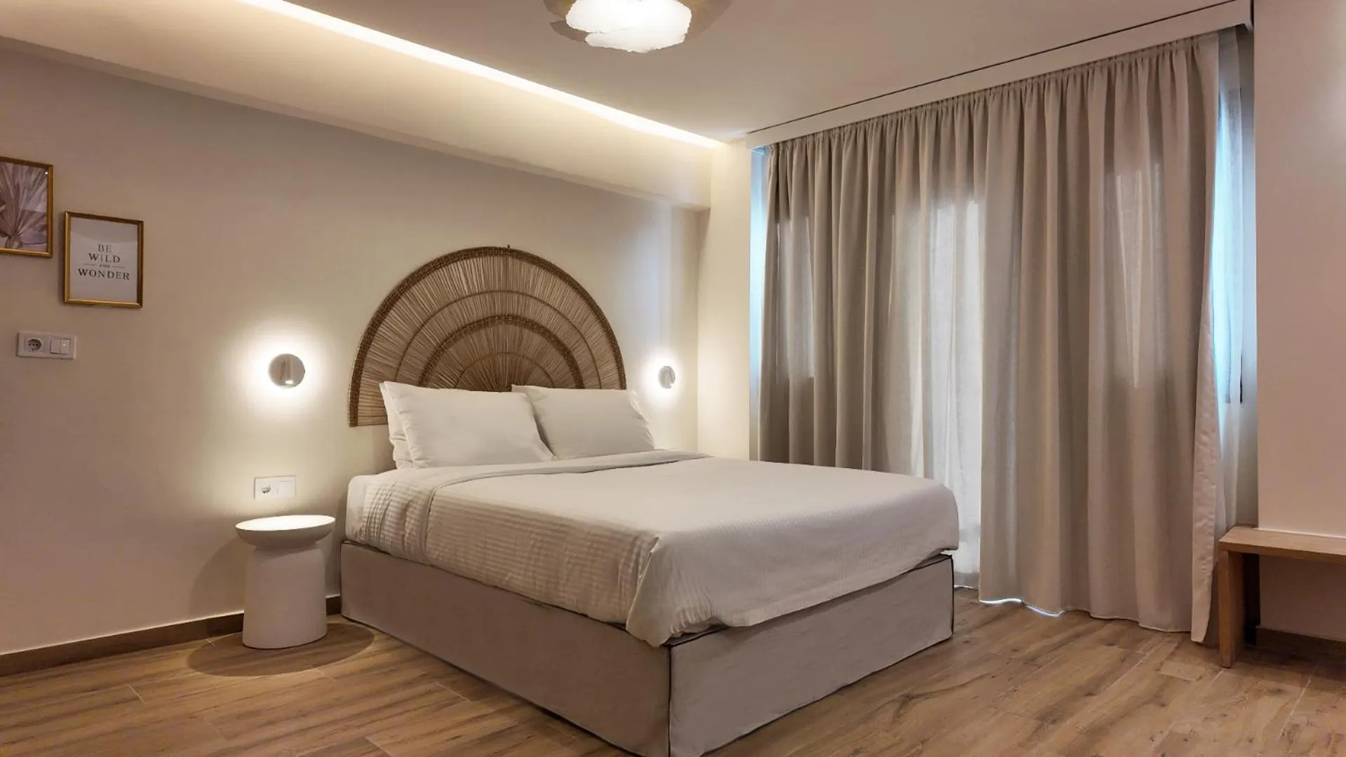 Bed in Euphoria Apartments Monastiraki