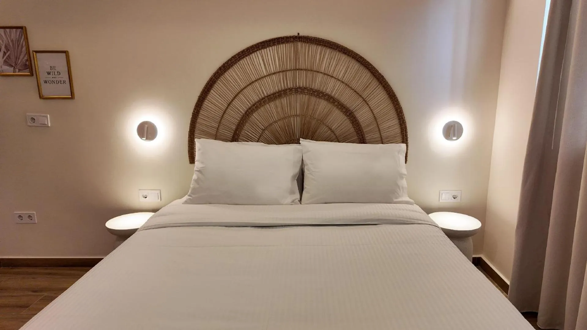 Bed in Euphoria Apartments Monastiraki