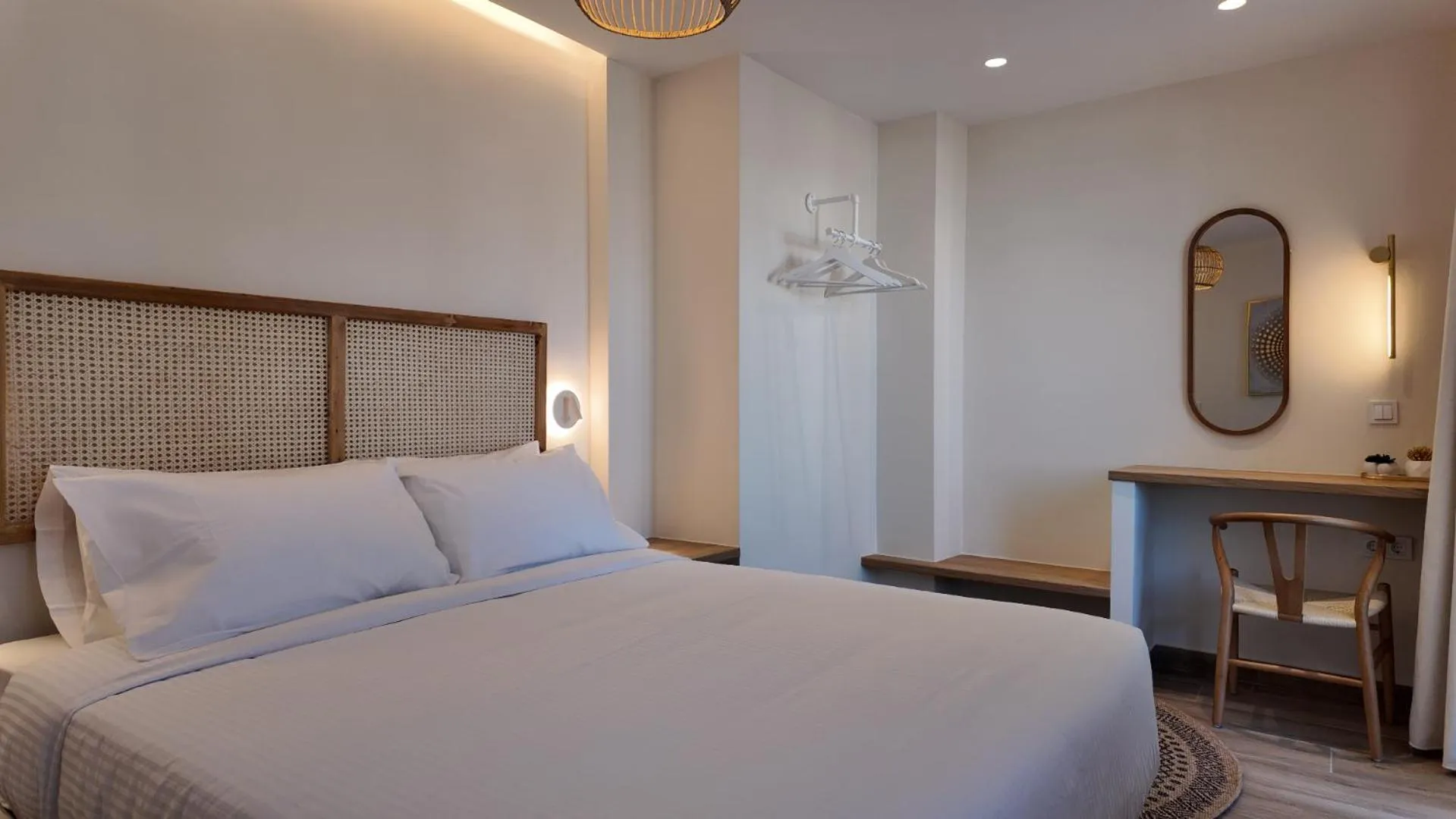Bed in Euphoria Apartments Monastiraki