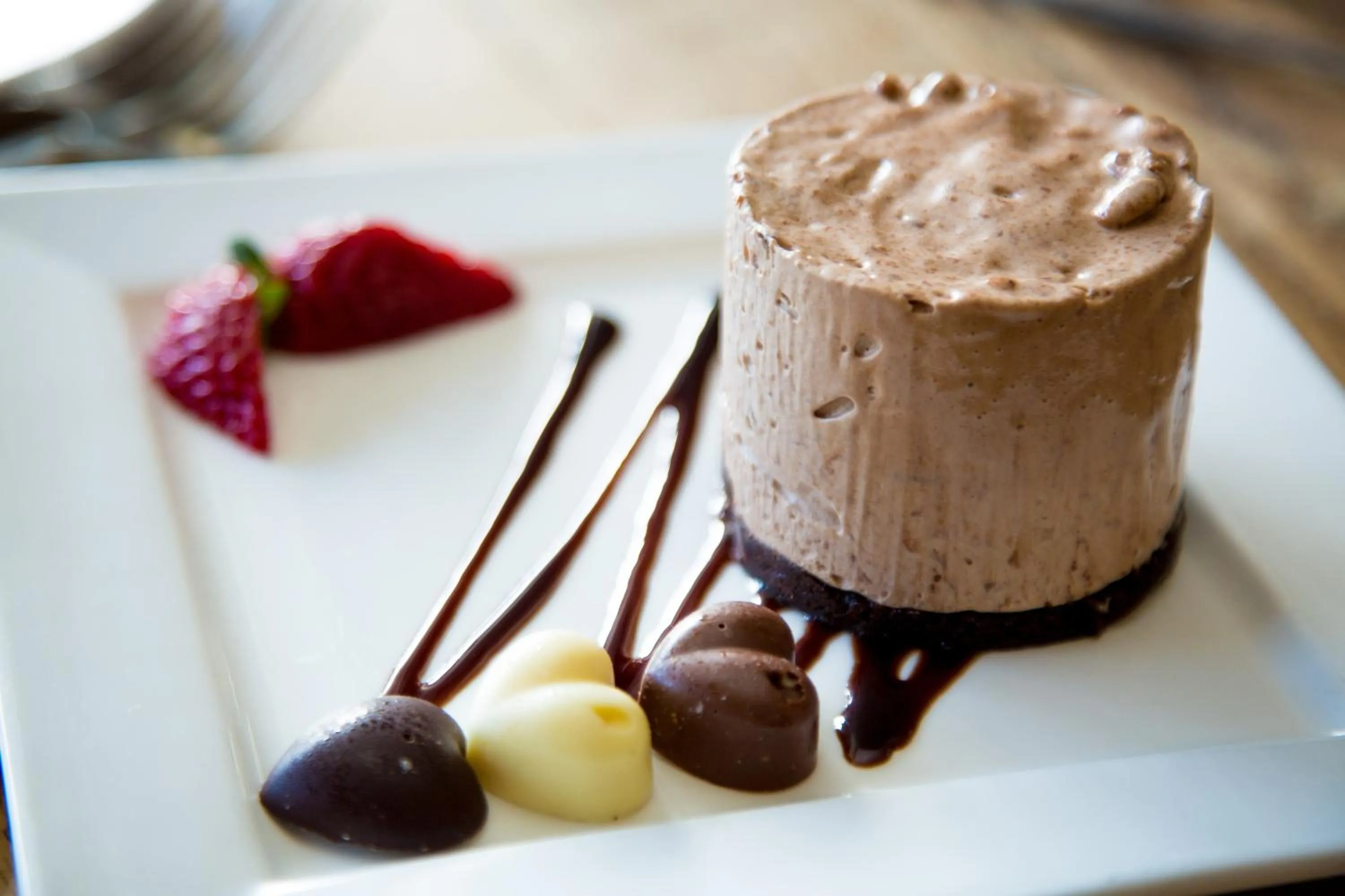 Restaurant/places to eat in Twin Oaks Hotel