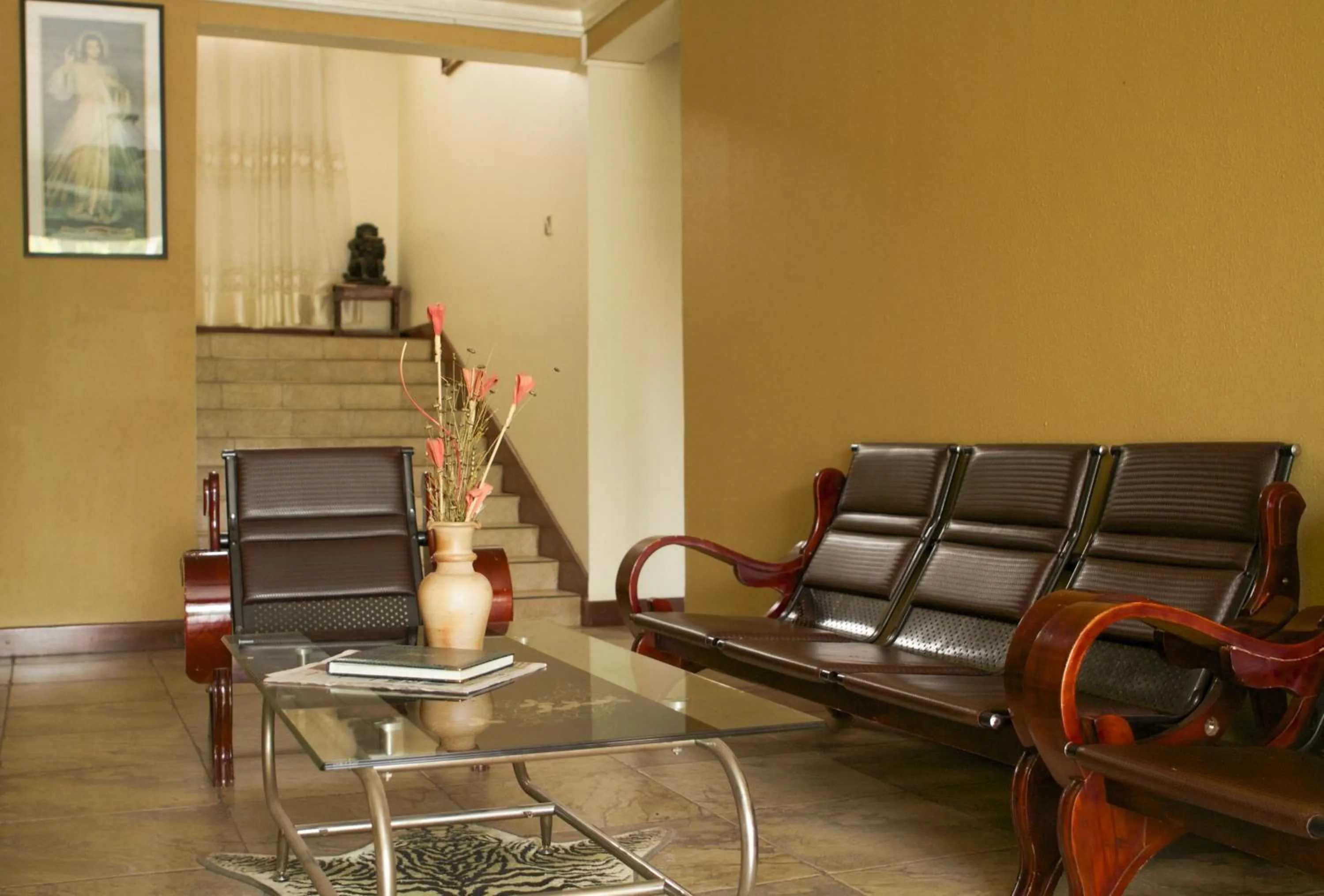 Lobby or reception in Olive Gardens Hotel Kampala