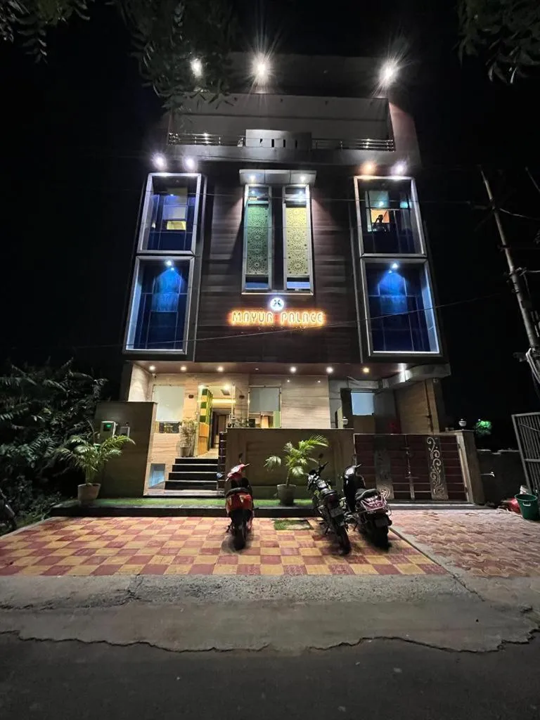 Property building in Hotel Mayur Palace