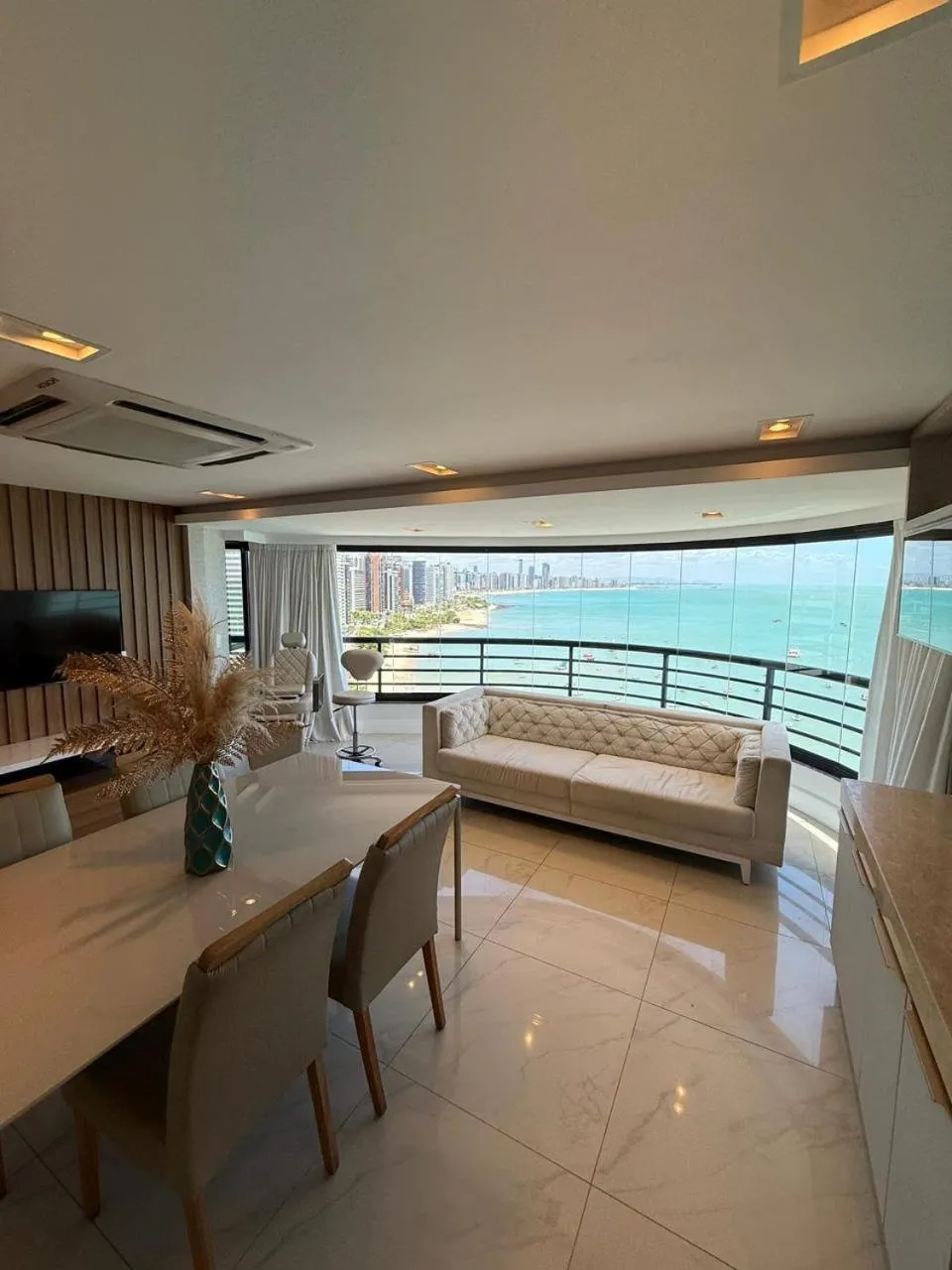 Living room in Iate Plaza Hotel