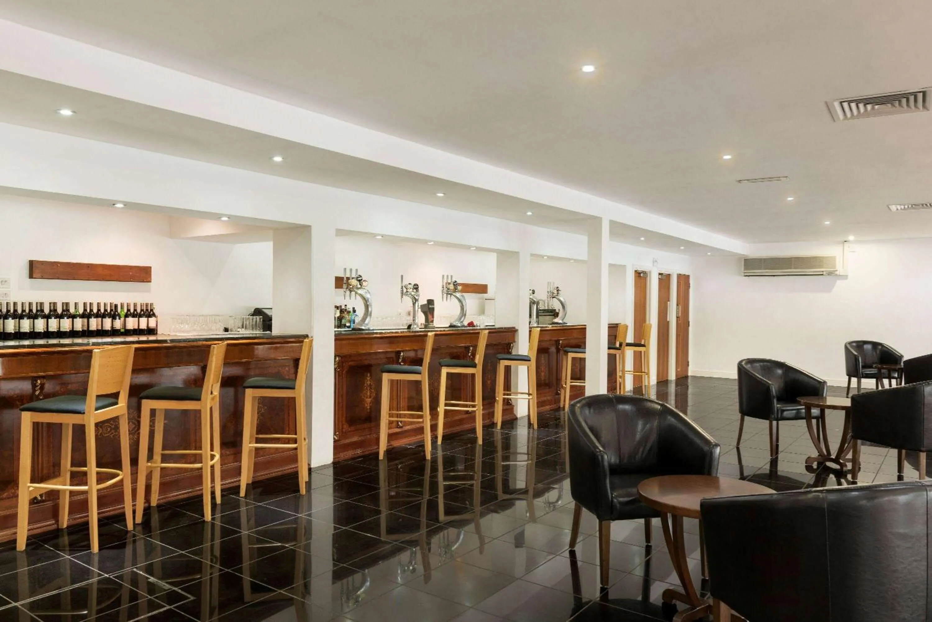 Banquet/Function facilities in Riverside Hotel