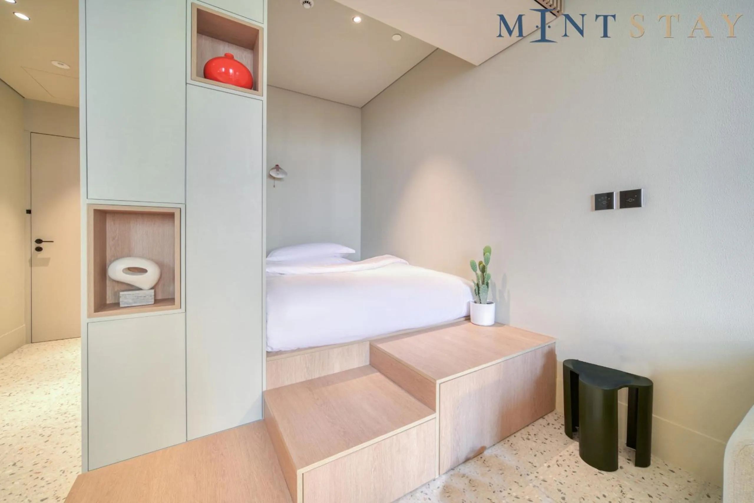 Bed in Upside Living, Business Bay Dubai - Mint Stay