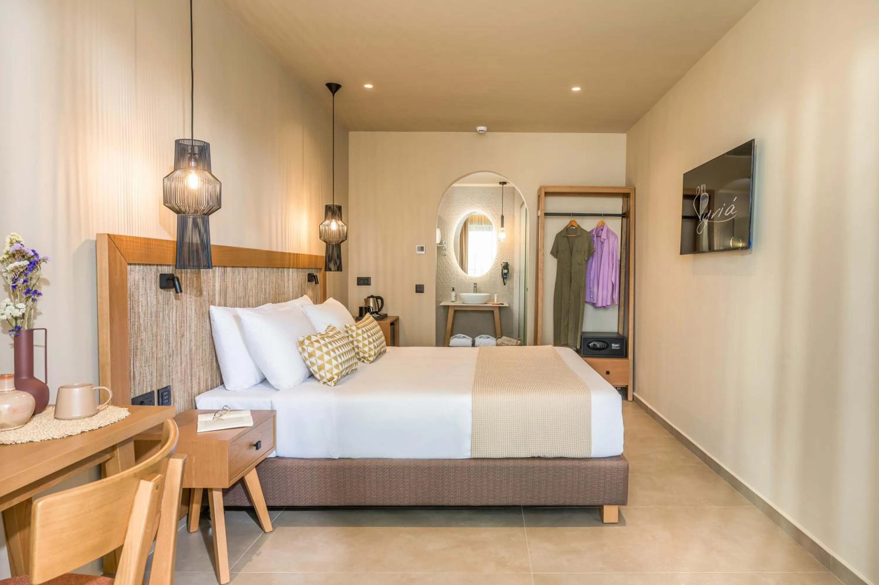 Photo of the whole room, Bed in Hotel Pyriá