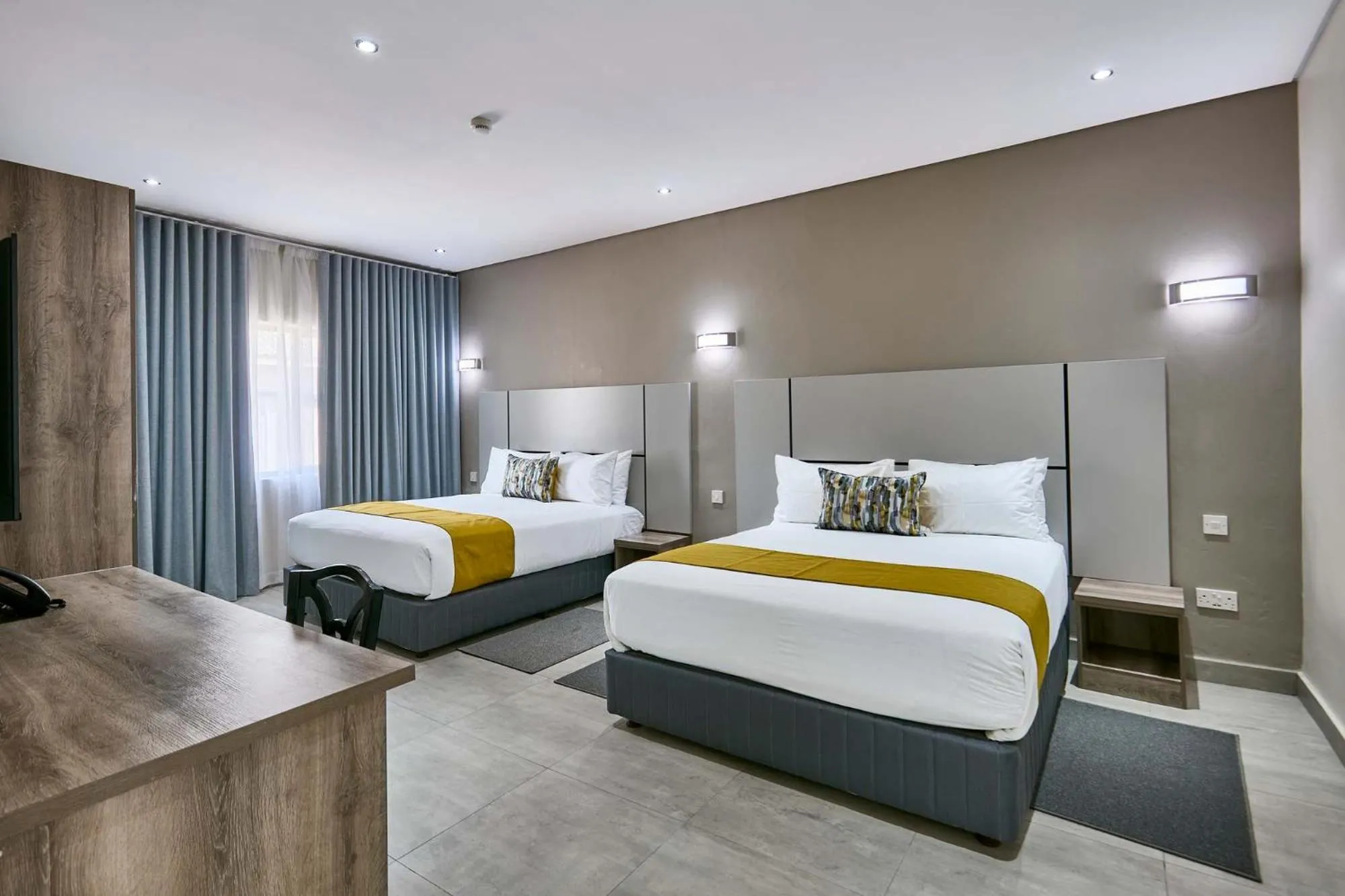 Bedroom, Bed in Oasis Motel