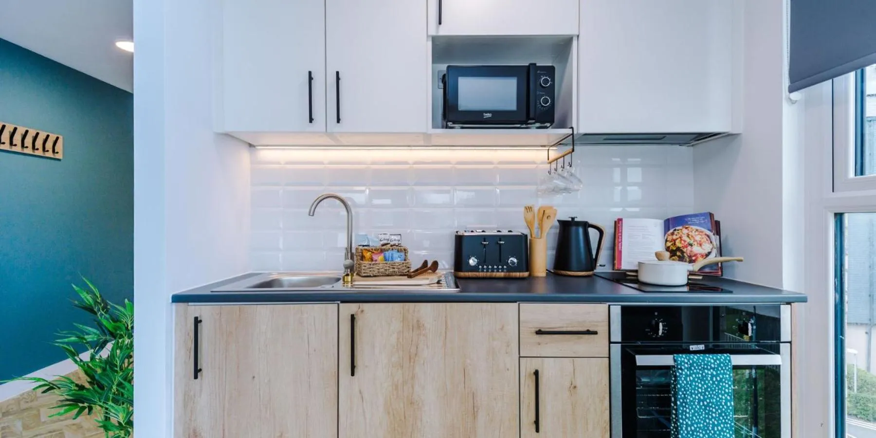 Kitchen or kitchenette in City Studios, Preston