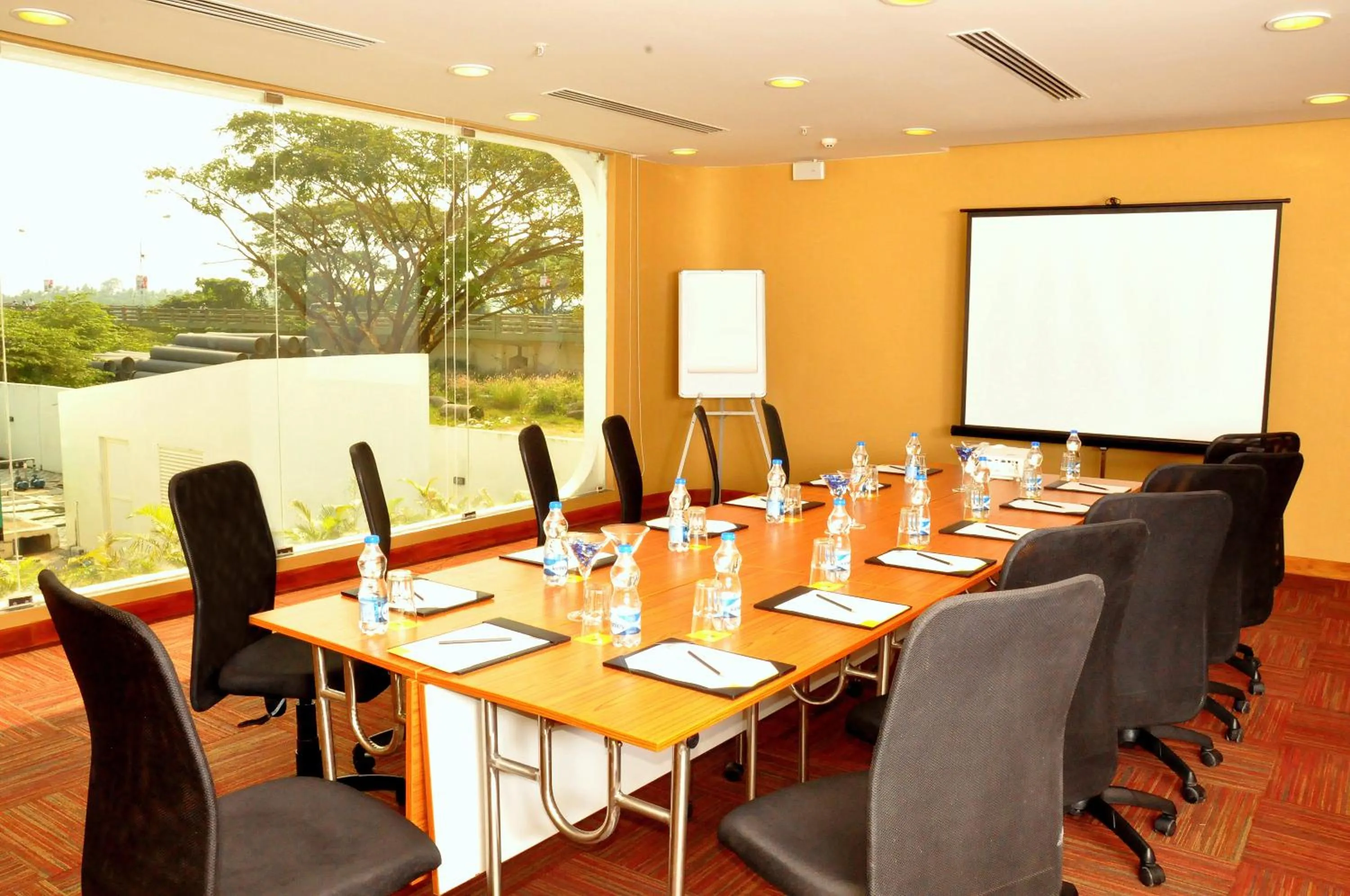 Banquet/Function facilities in Keys Select by Lemon Tree Hotels, Kochi