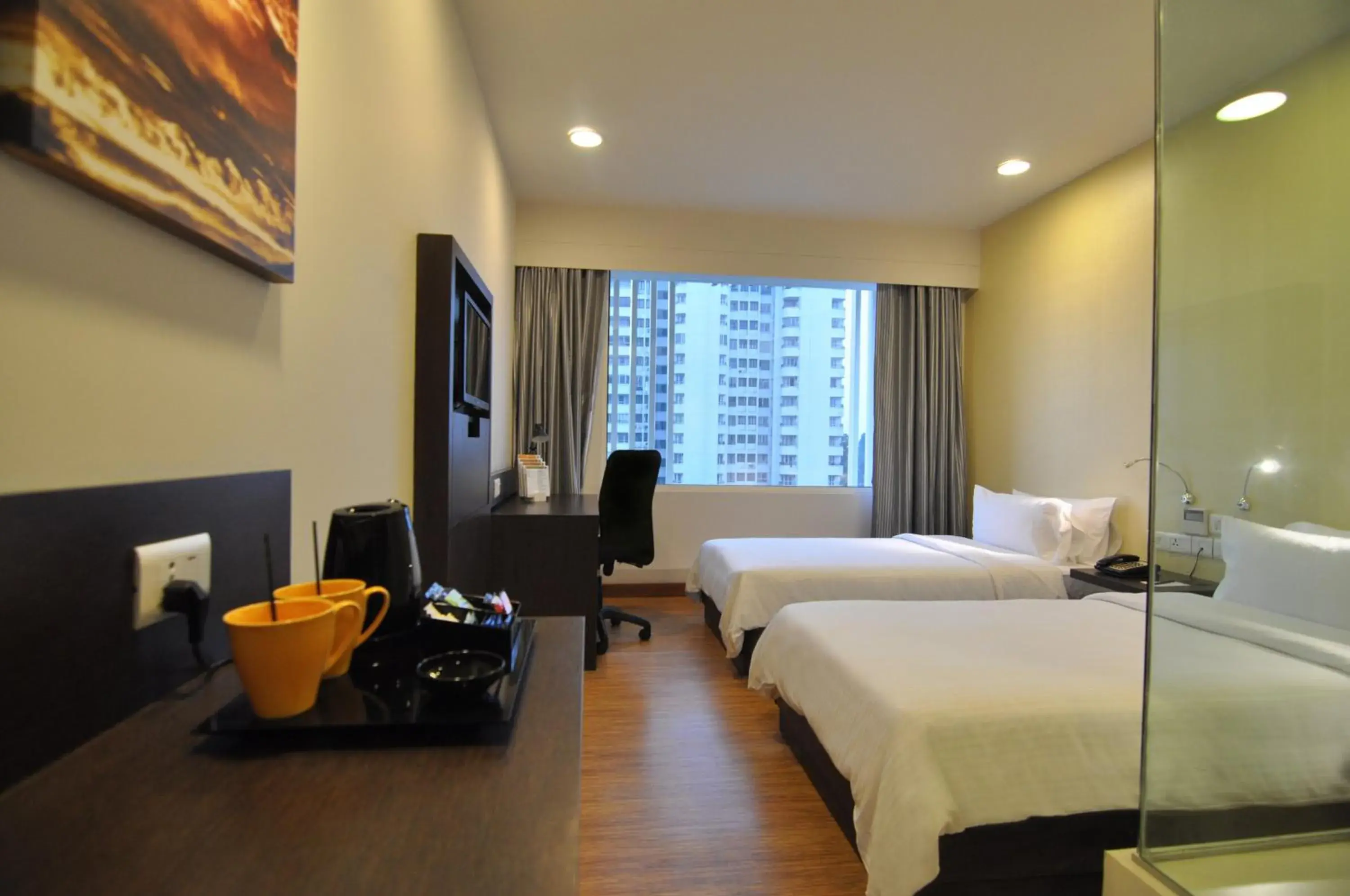 Superior Twin Room - single occupancy in Keys Select by Lemon Tree Hotels, Kochi Superior Twin Room - single occupancy in Keys Select by Lemon Tree Hotels, Kochi
