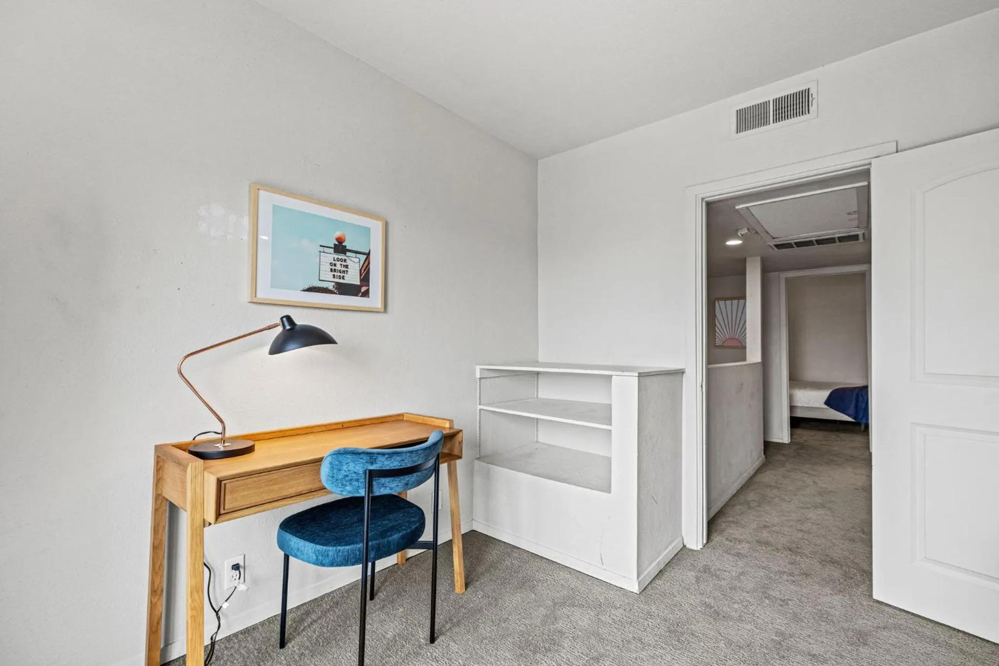 Bedroom, Bed in Littlefield Lofts, Hosted by Placemakr - 6th St