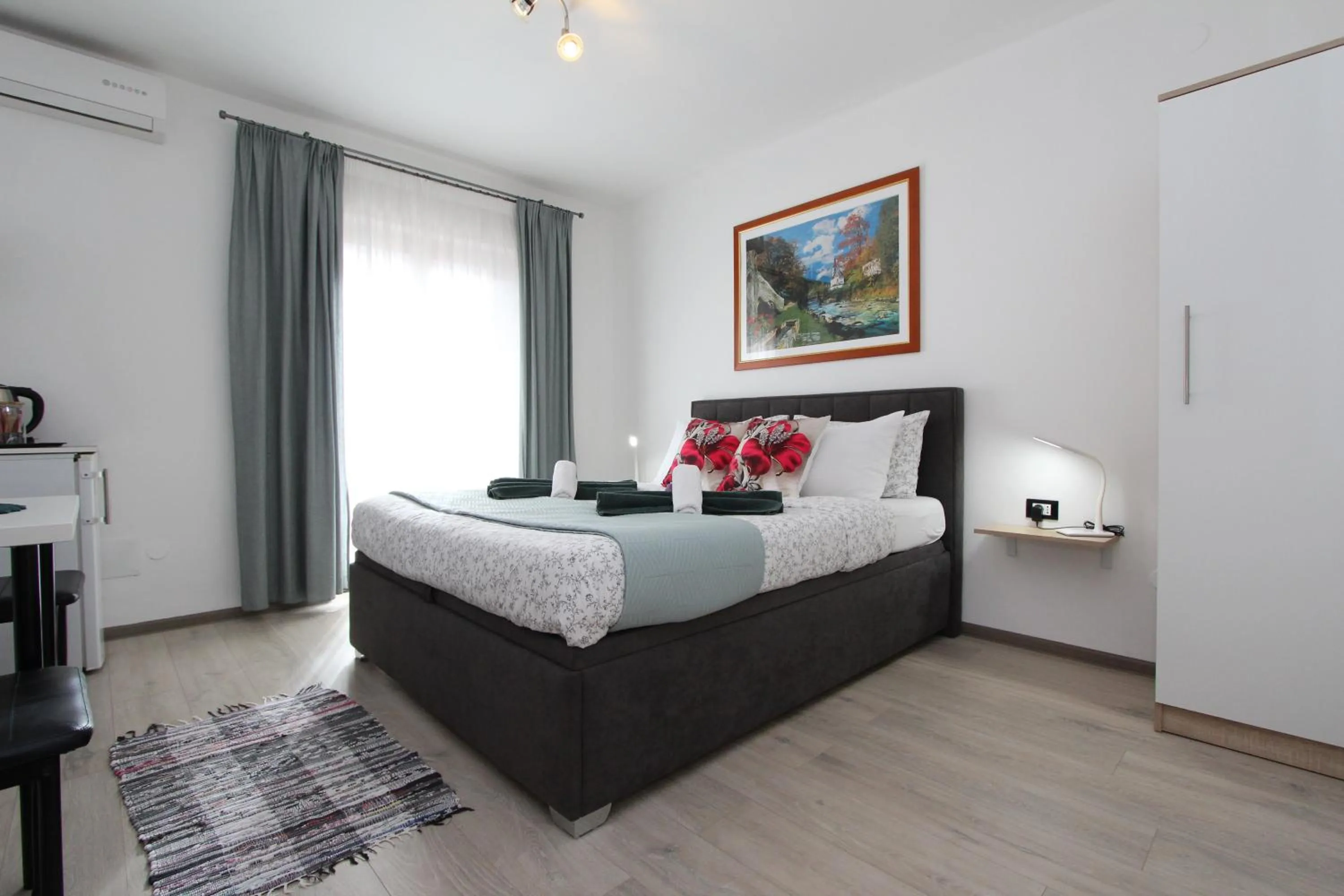 Rooms and Apartment Matosevic