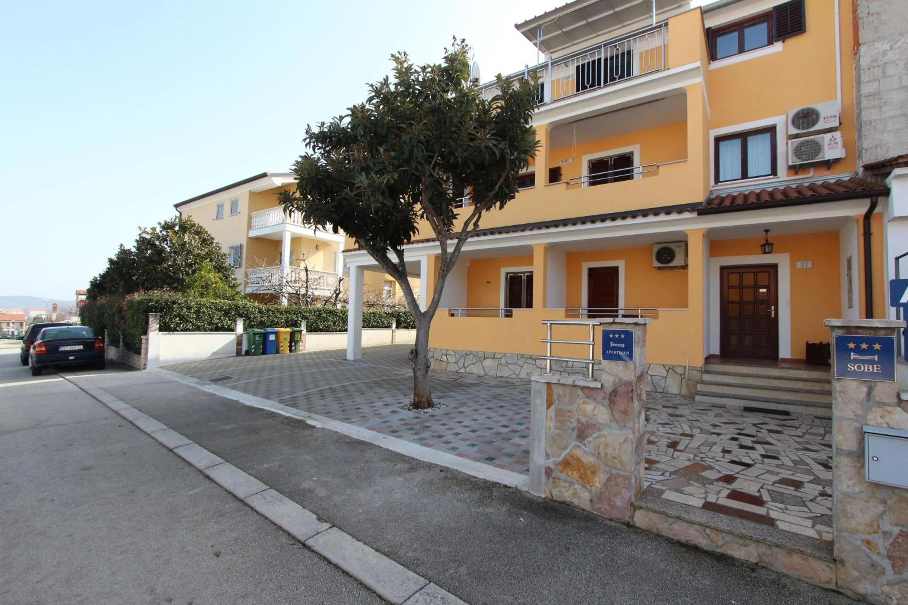 Property building in Rooms and Apartment Matosevic