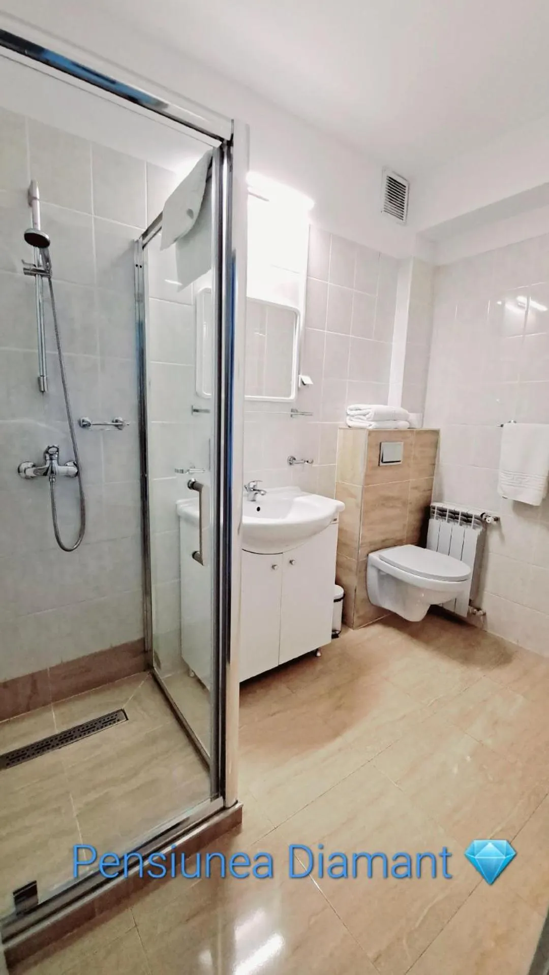 Bathroom in Pensiunea Diamant