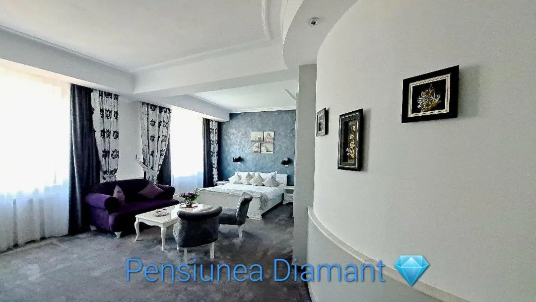 Photo of the whole room, Bed in Pensiunea Diamant