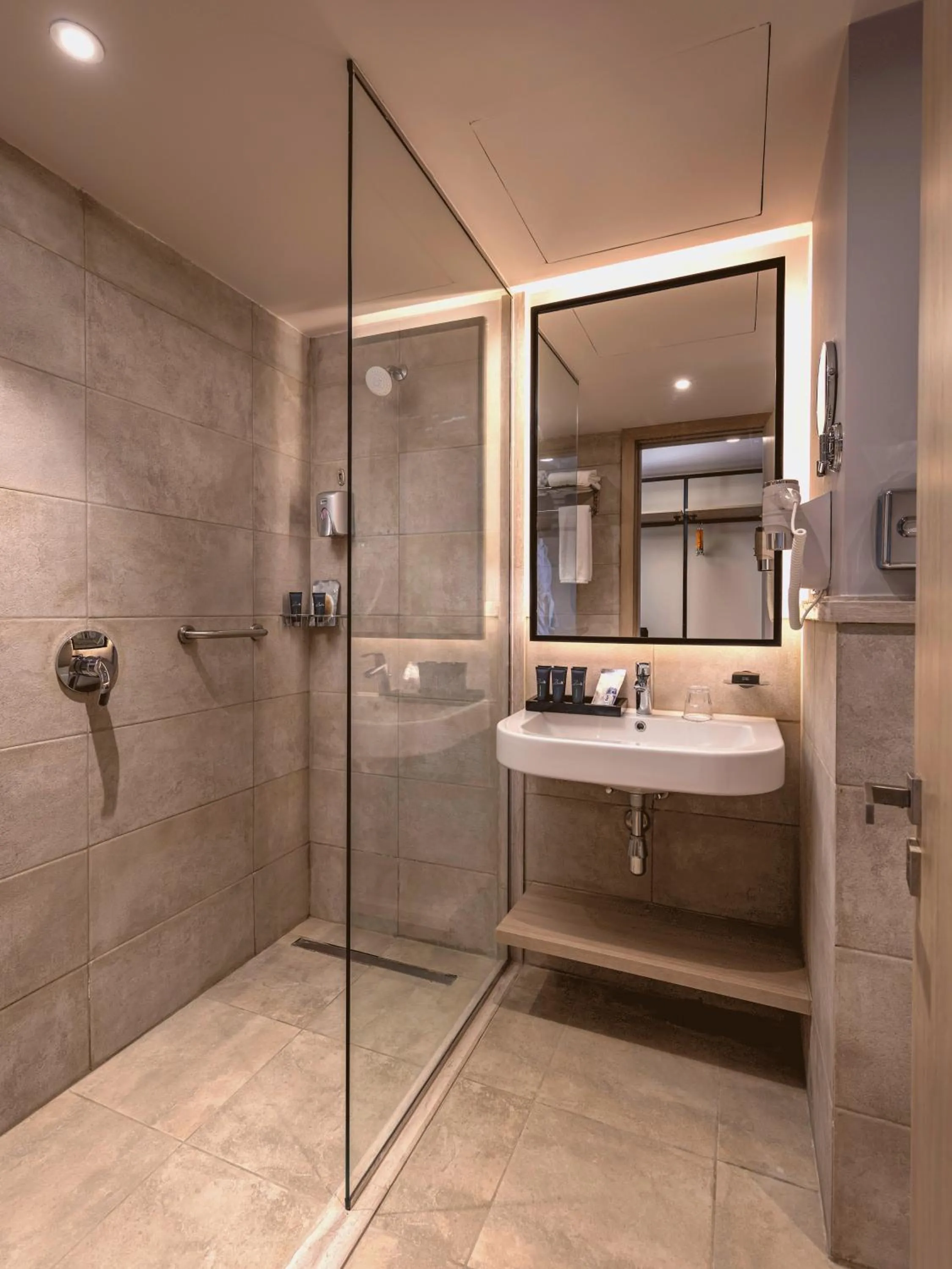 Bathroom in Marassi Boutique Hotel-Marina 2