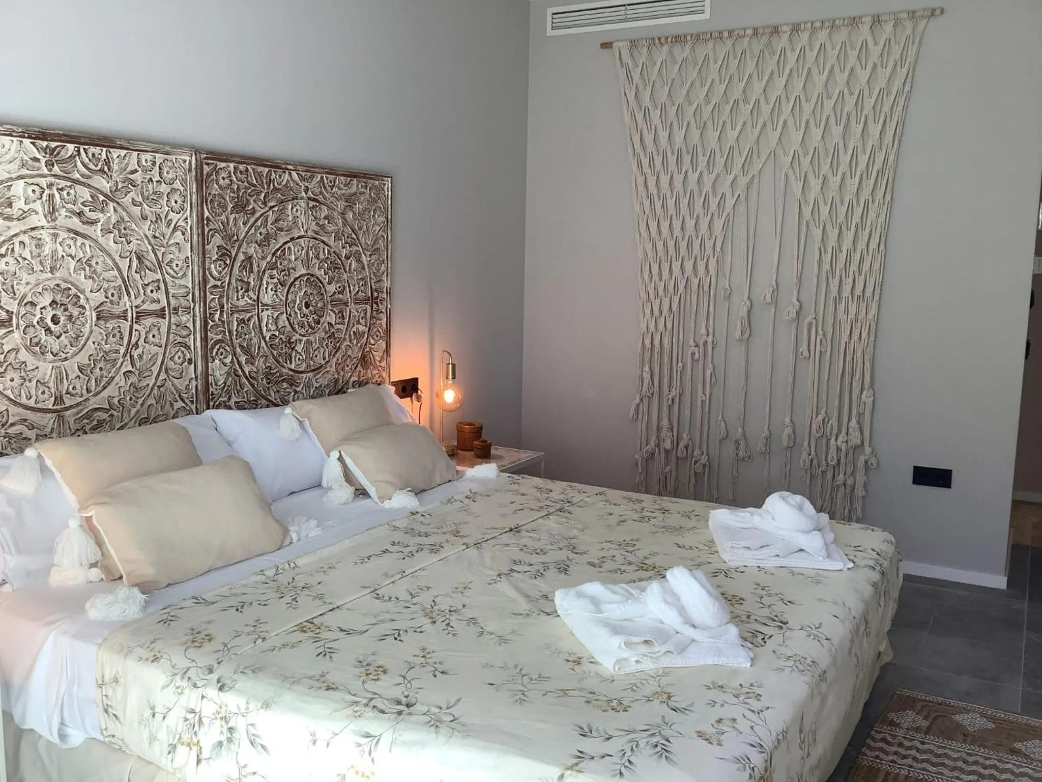 Bed in WHITE HOUSE IBIZA