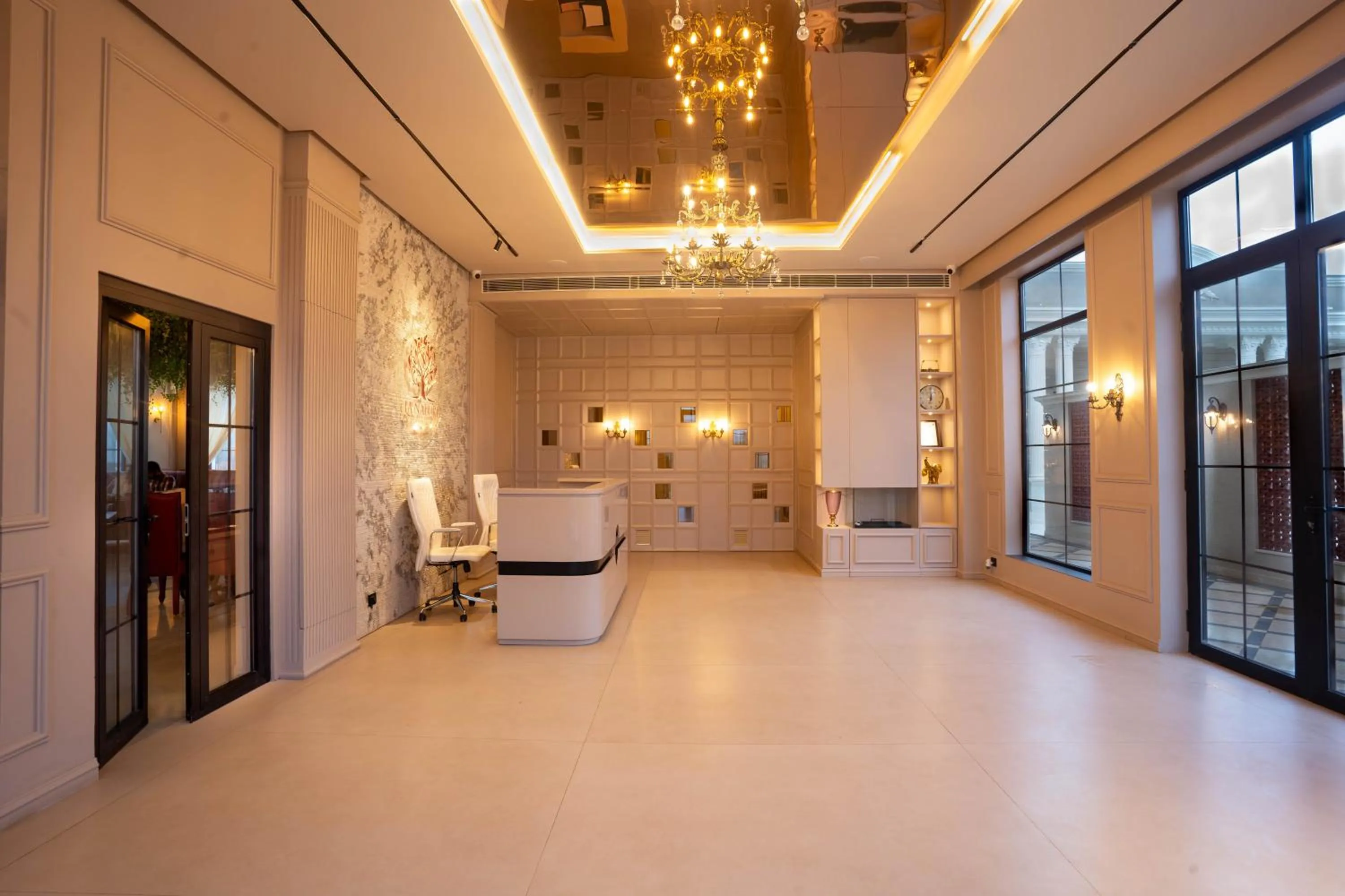 Communal lounge/ TV room in La Nature Hotels & Resorts