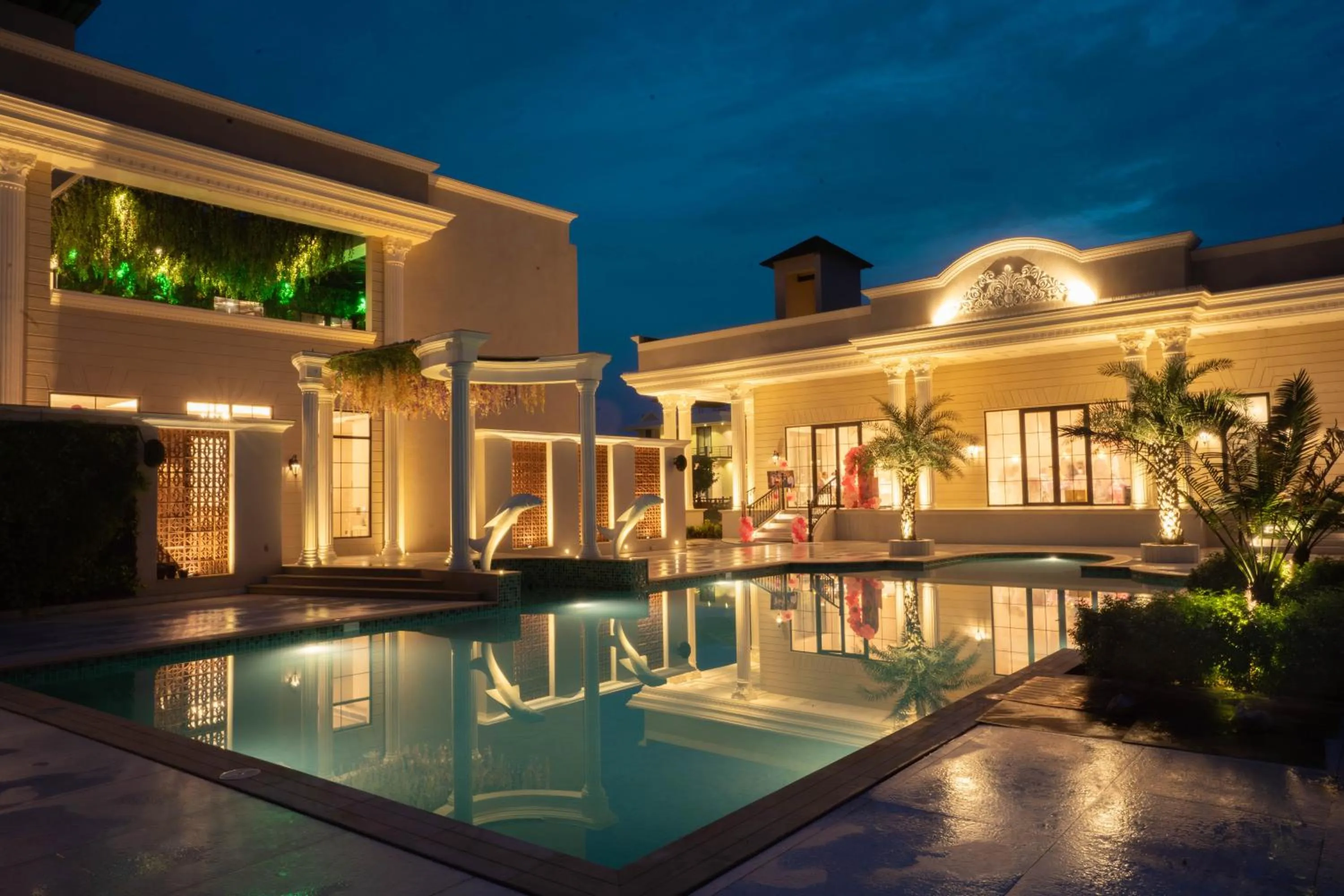 Restaurant/places to eat in La Nature Hotels & Resorts