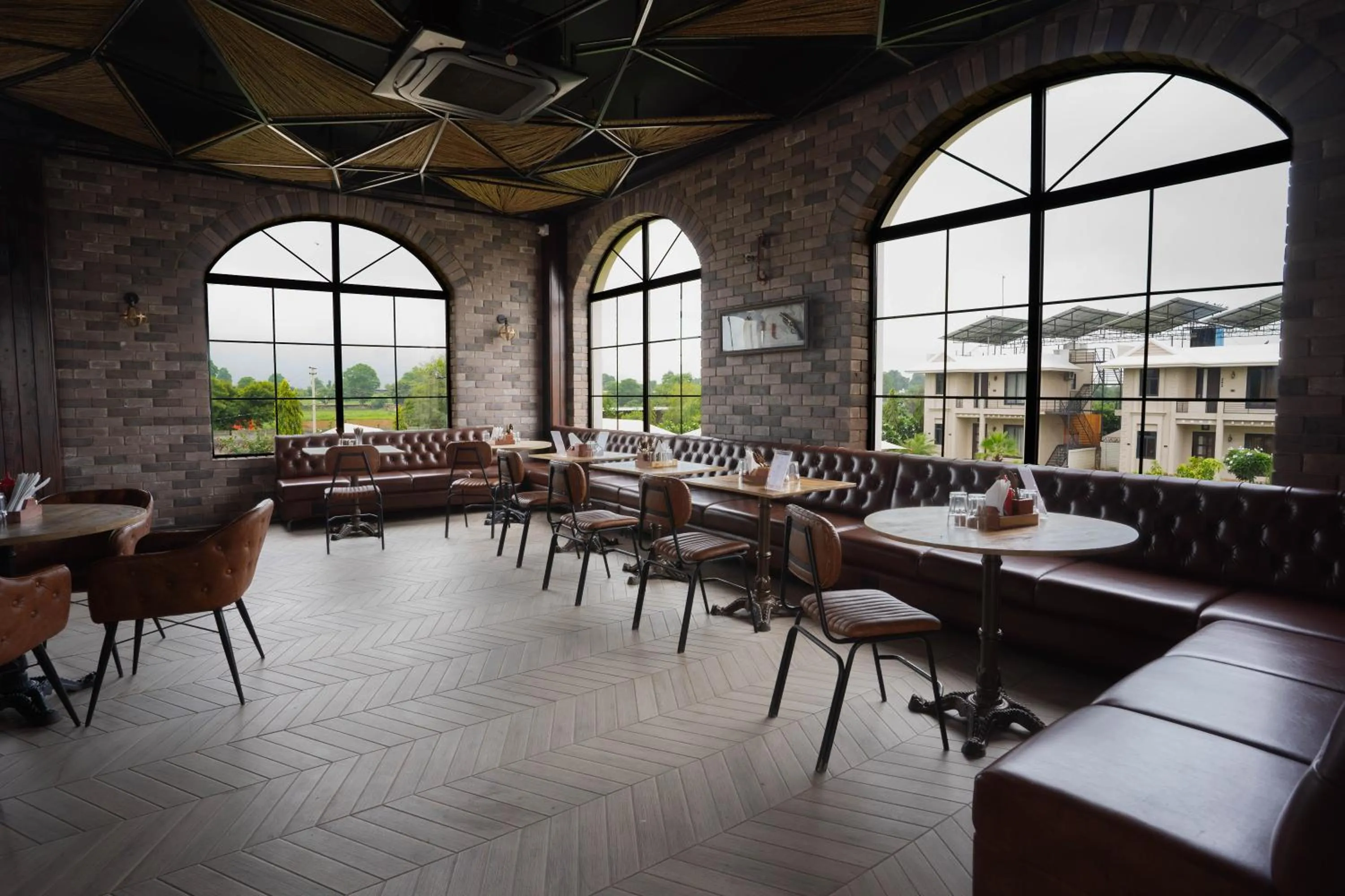 Restaurant/places to eat in La Nature Hotels & Resorts