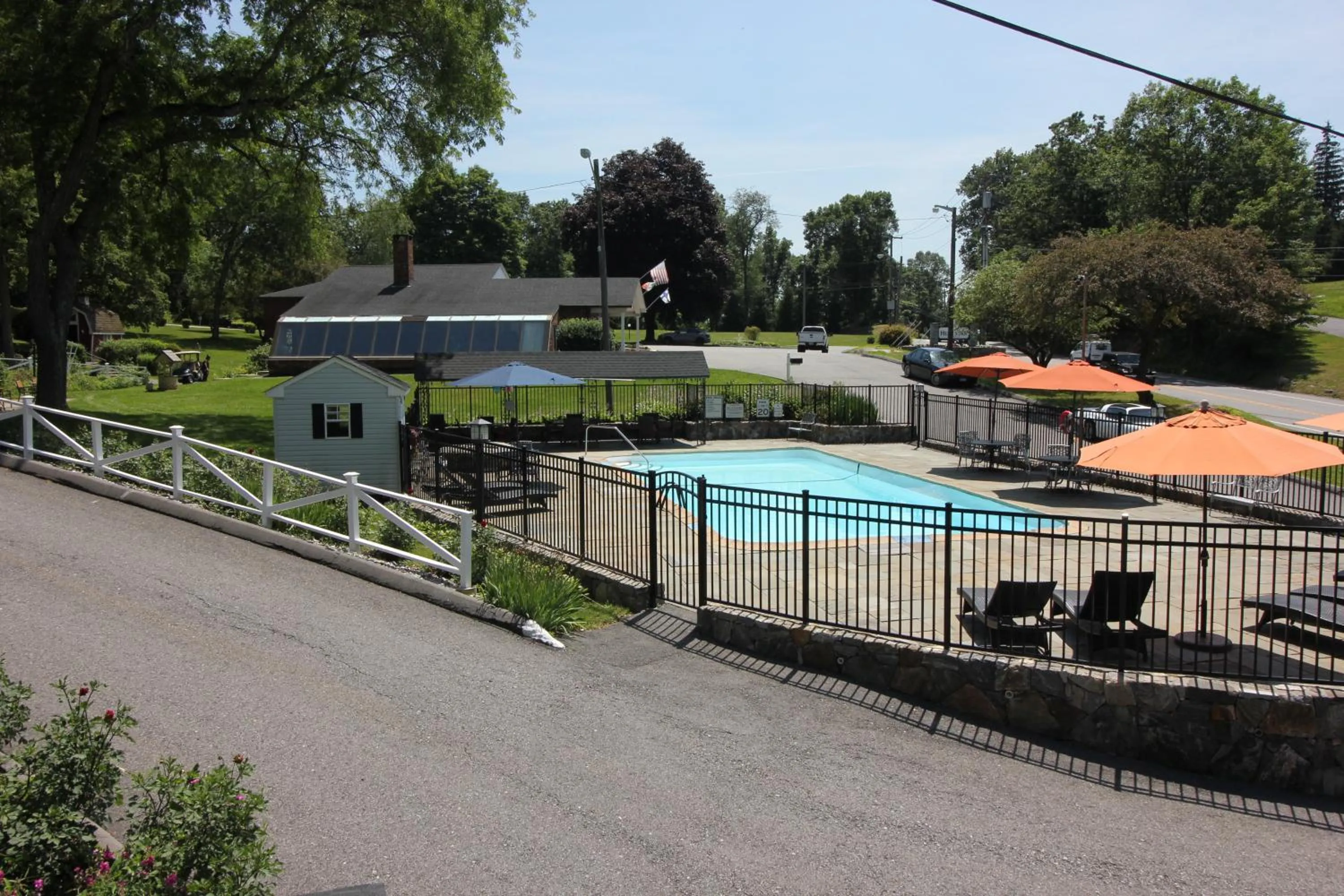 Pool view in Heidi's Inn