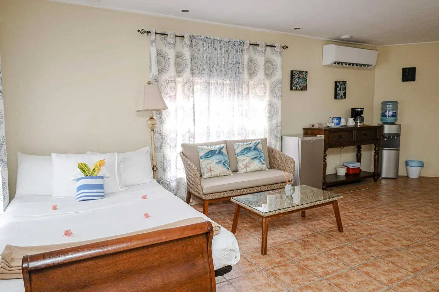 Bed in Blue Marlin Beach Resort