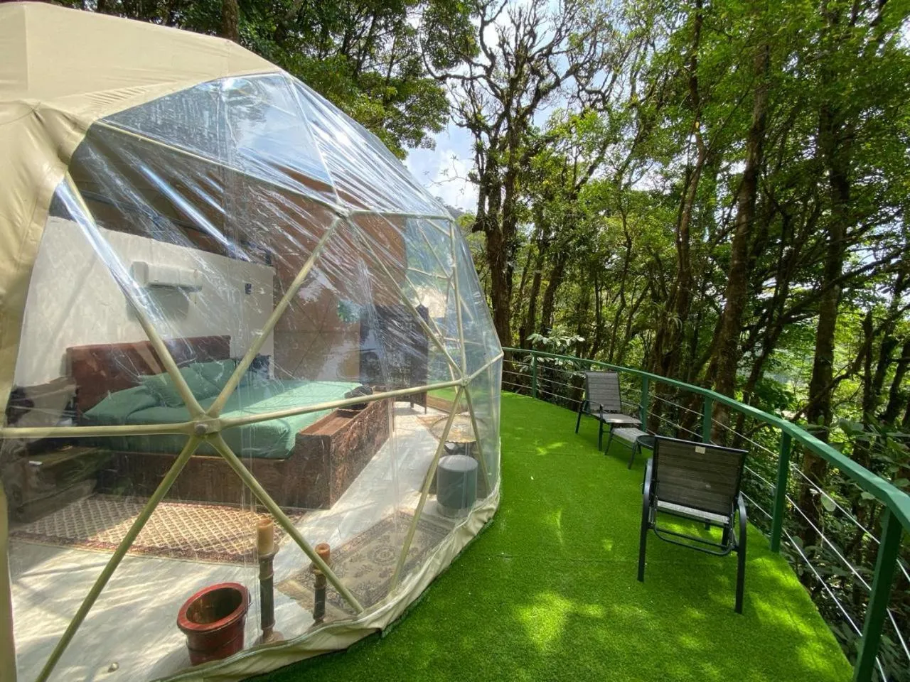 Bed in Way To Heaven Glamping