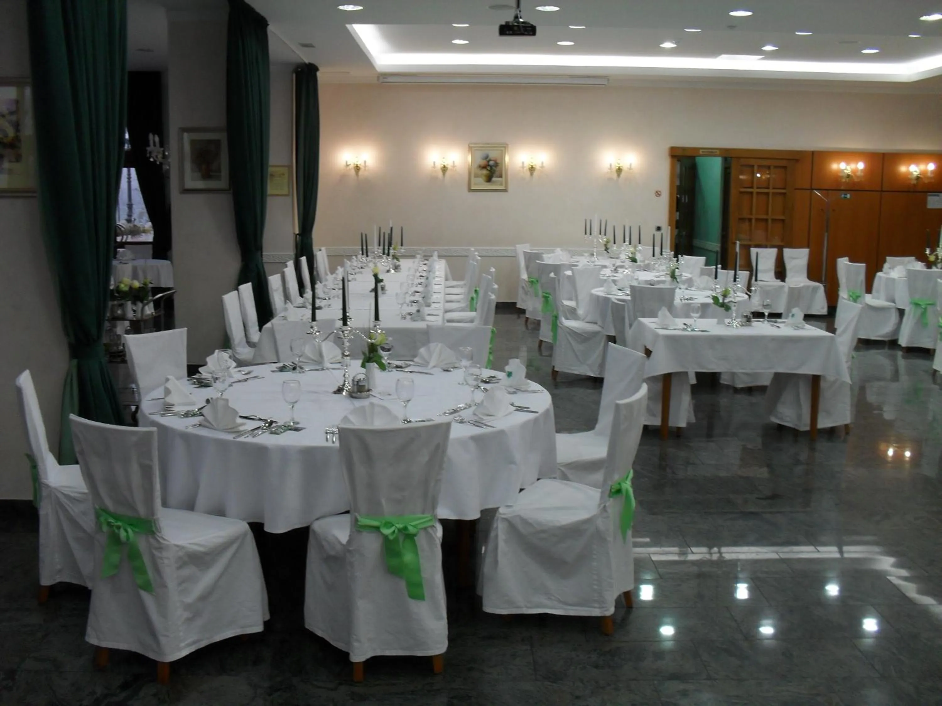 Banquet/Function facilities in Hotel Kralj