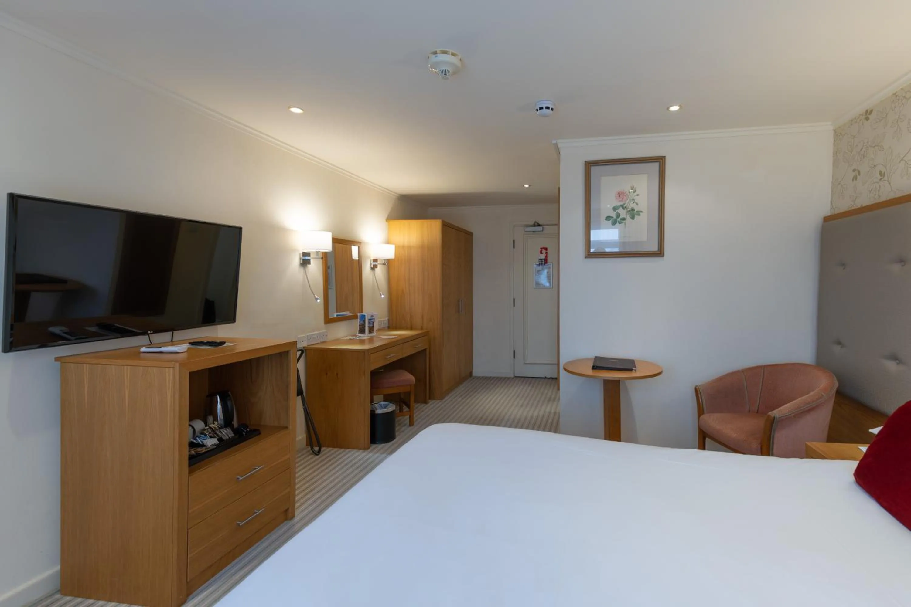 Bed in Langstone Cliff Hotel