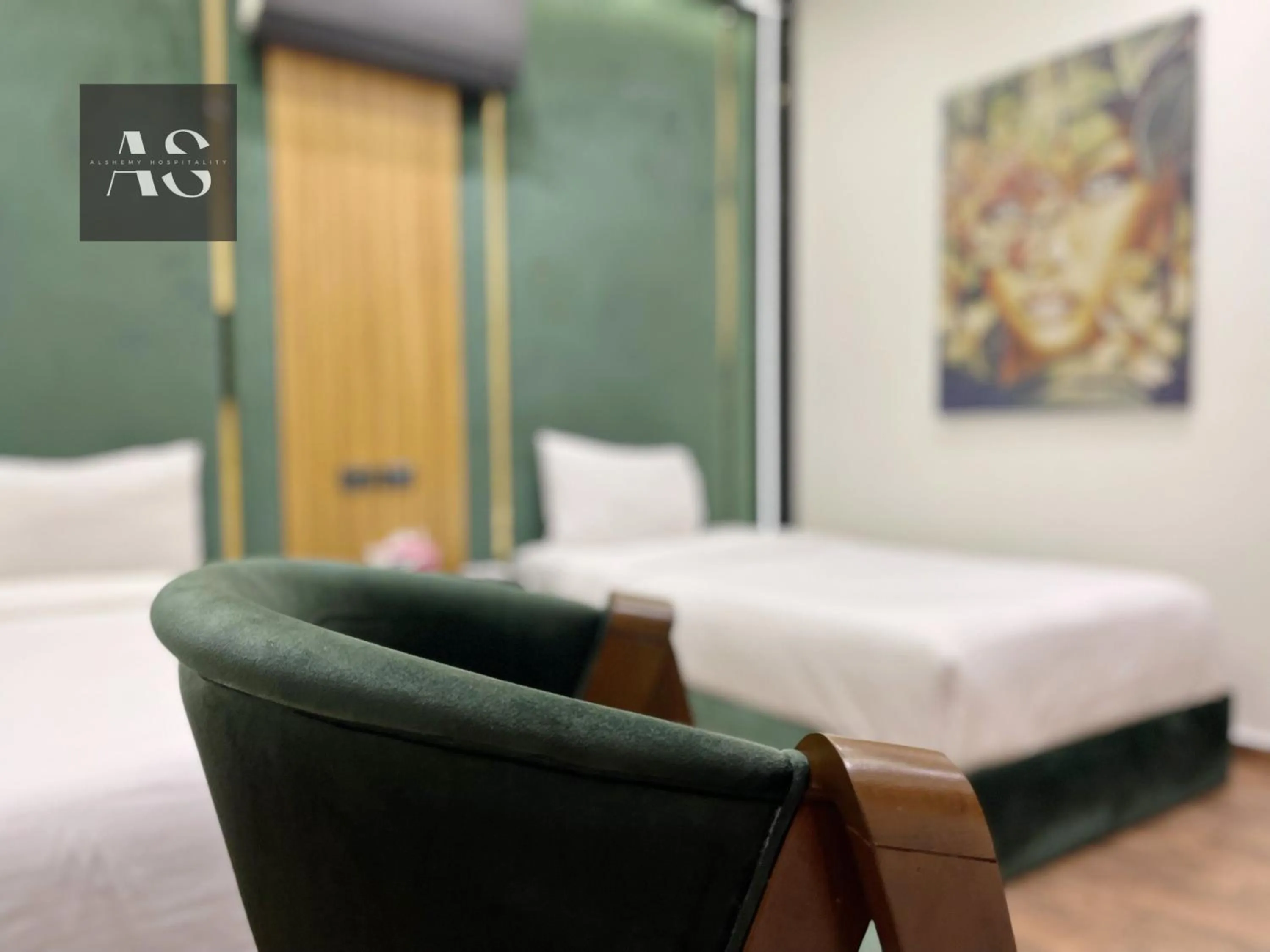 Bed in Elite Boutique Hotel