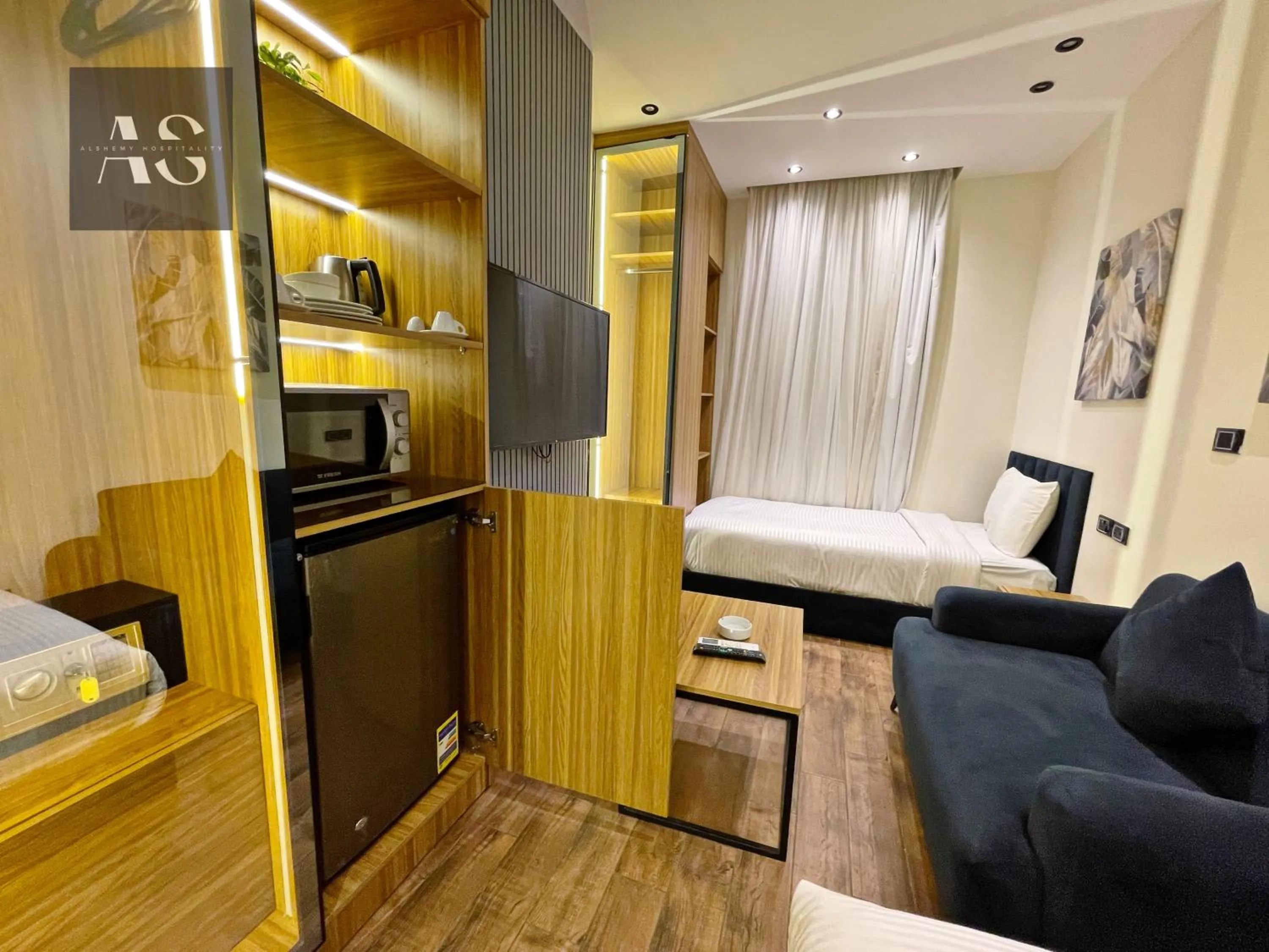 Bed in Elite Boutique Hotel