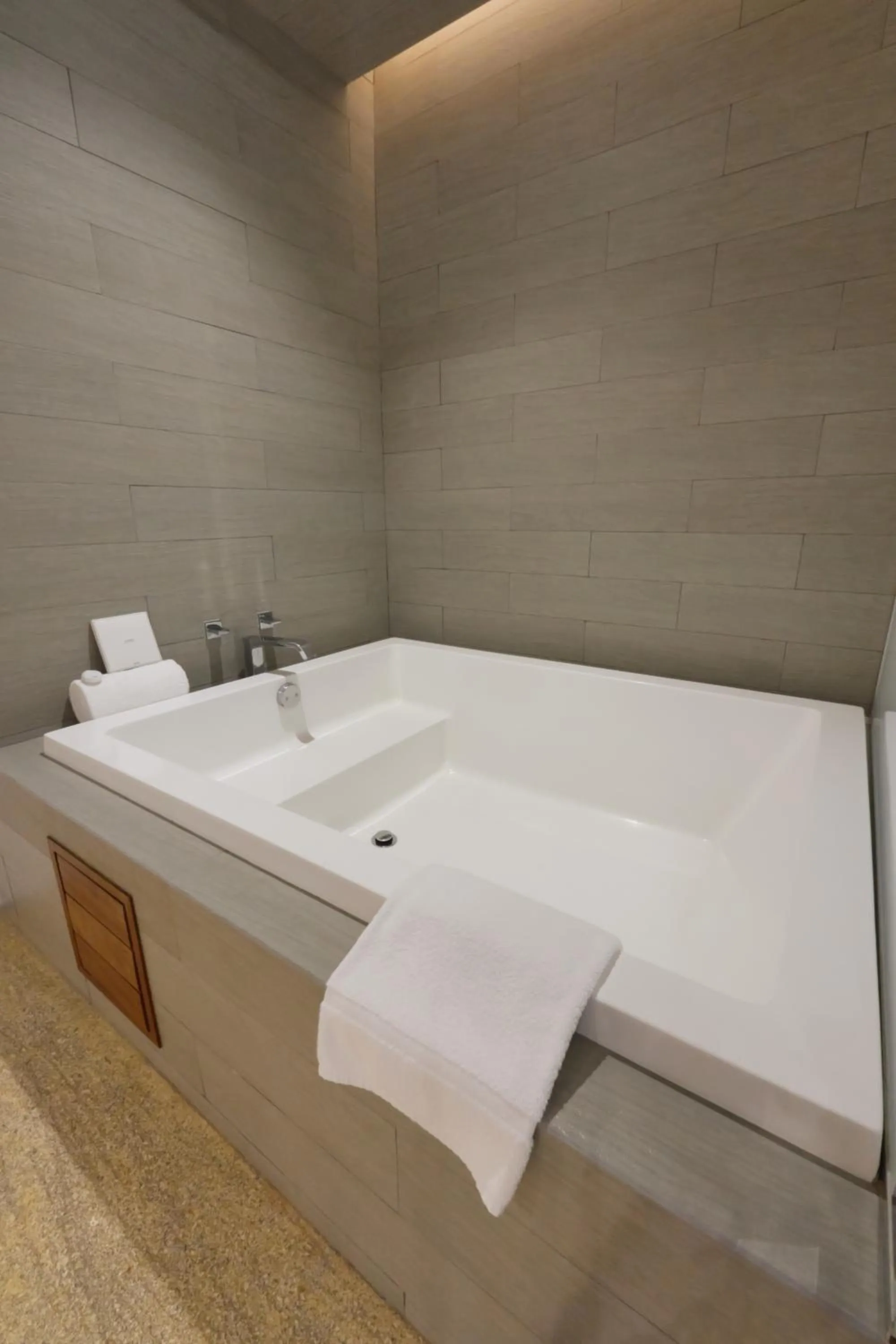 Bath in Devossion By Live Aqua Playa del Carmen All Inclusive - Adults Only