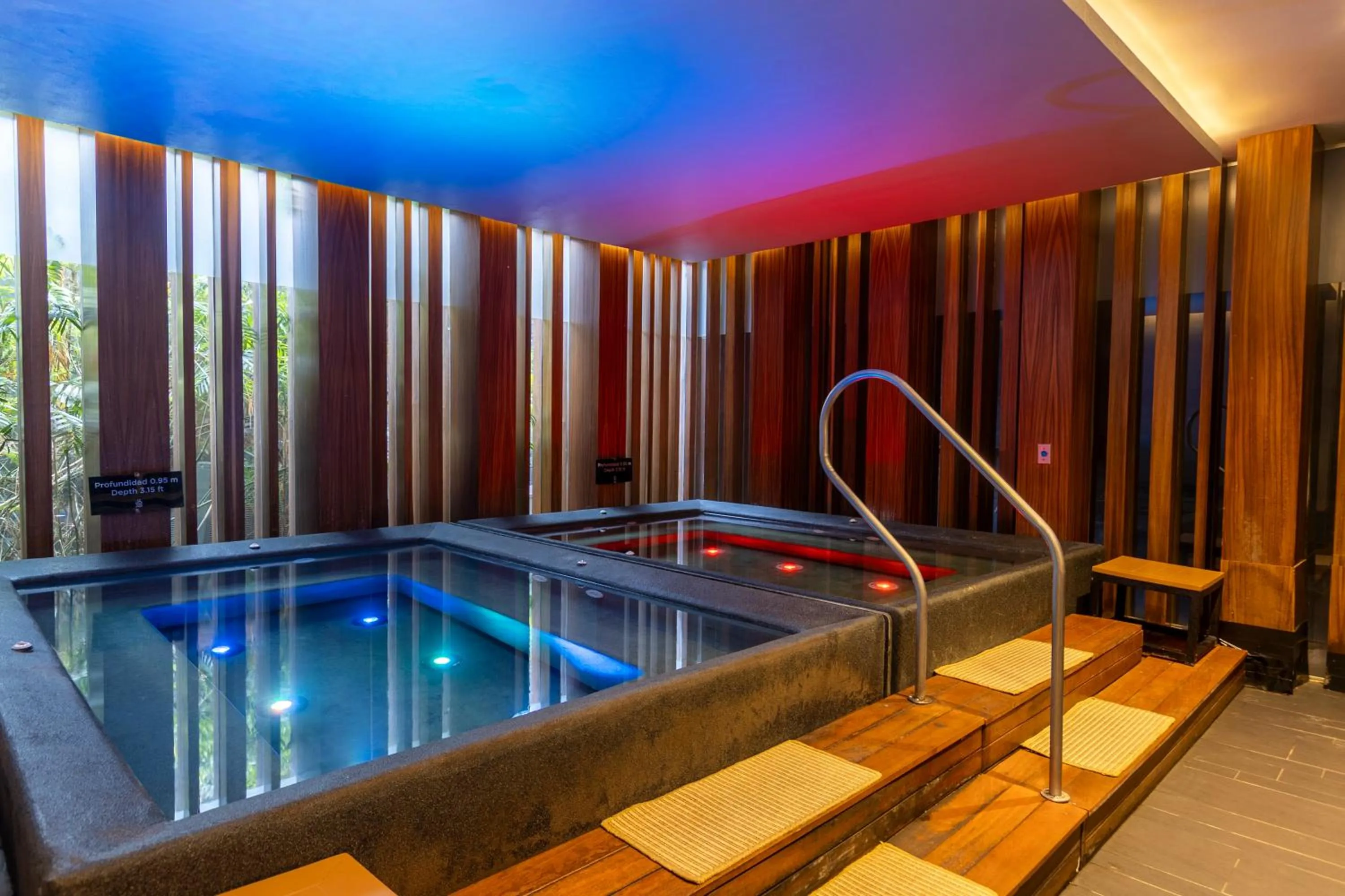 Hot Tub in Devossion By Live Aqua Playa del Carmen All Inclusive - Adults Only