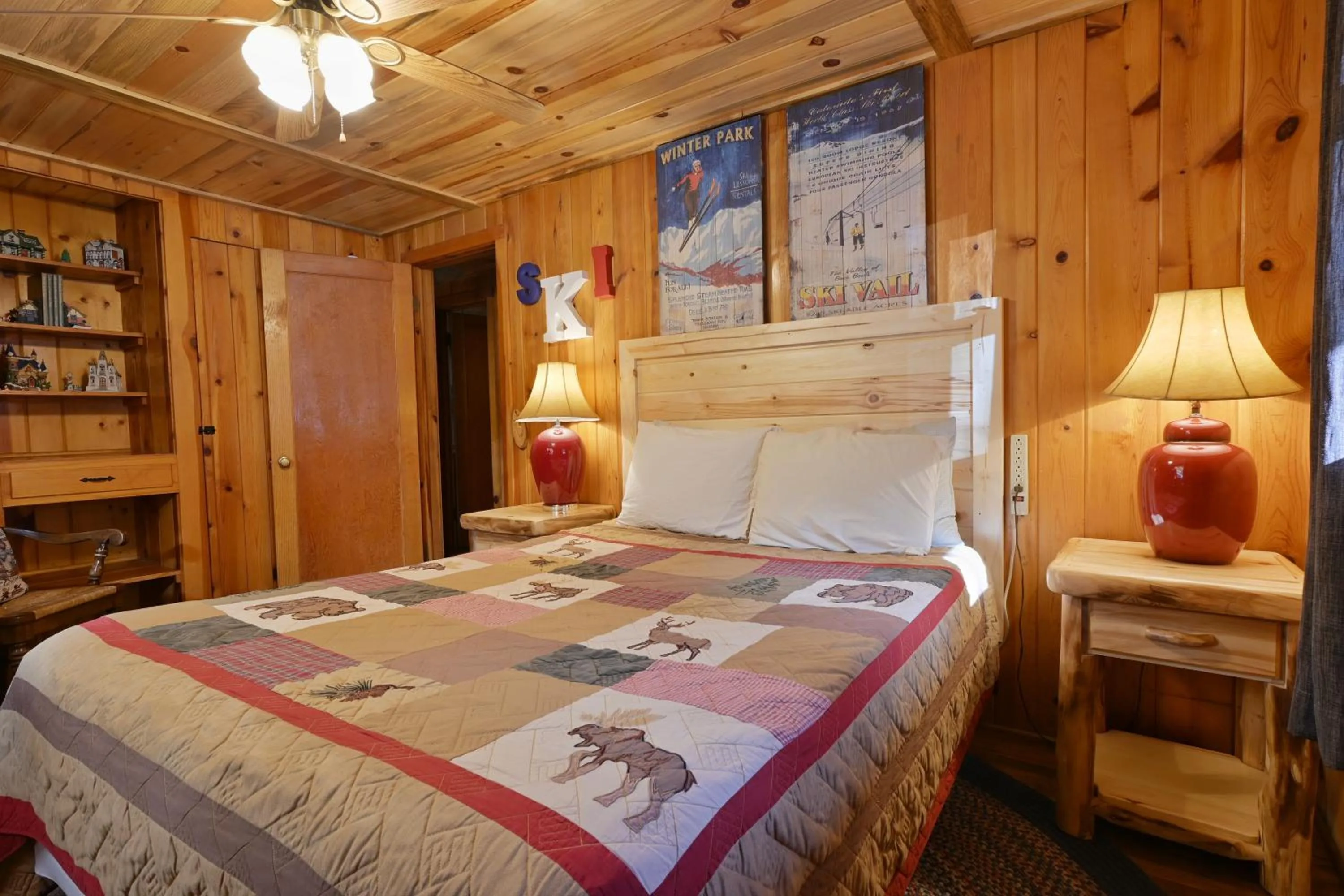 Bed in Pine Haven Resort