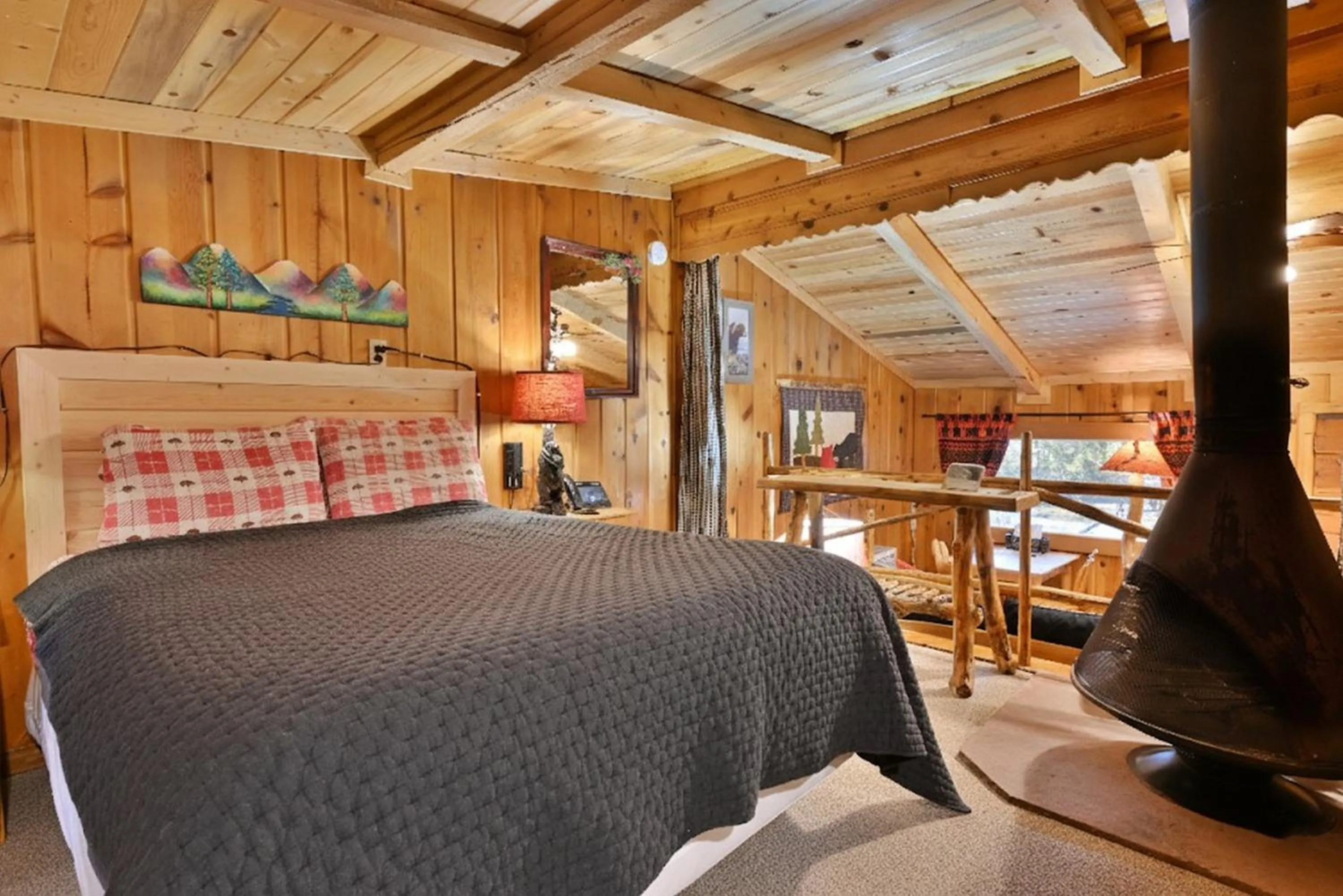 Bed in Pine Haven Resort