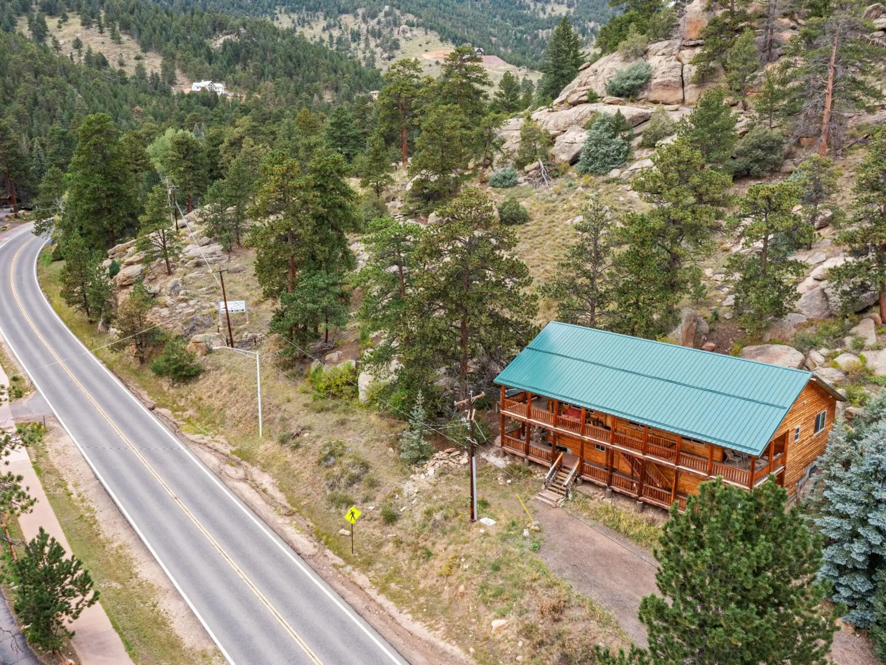 Family Room with Mountain View in Pine Haven Resort Family Room with Mountain View in Pine Haven Resort