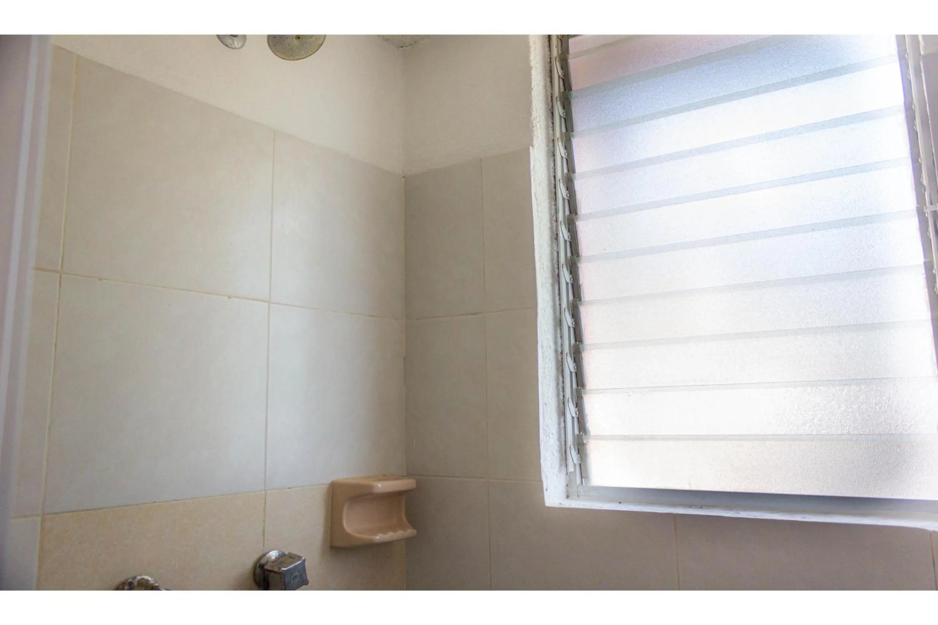 Bathroom in OYO Hotel San Felipe Inn