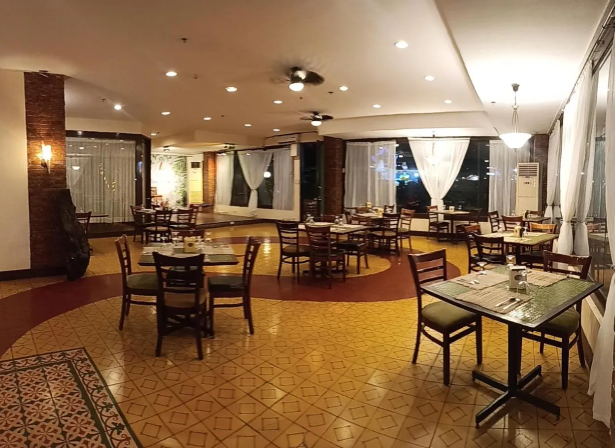 Coron Gateway Hotel & Suites