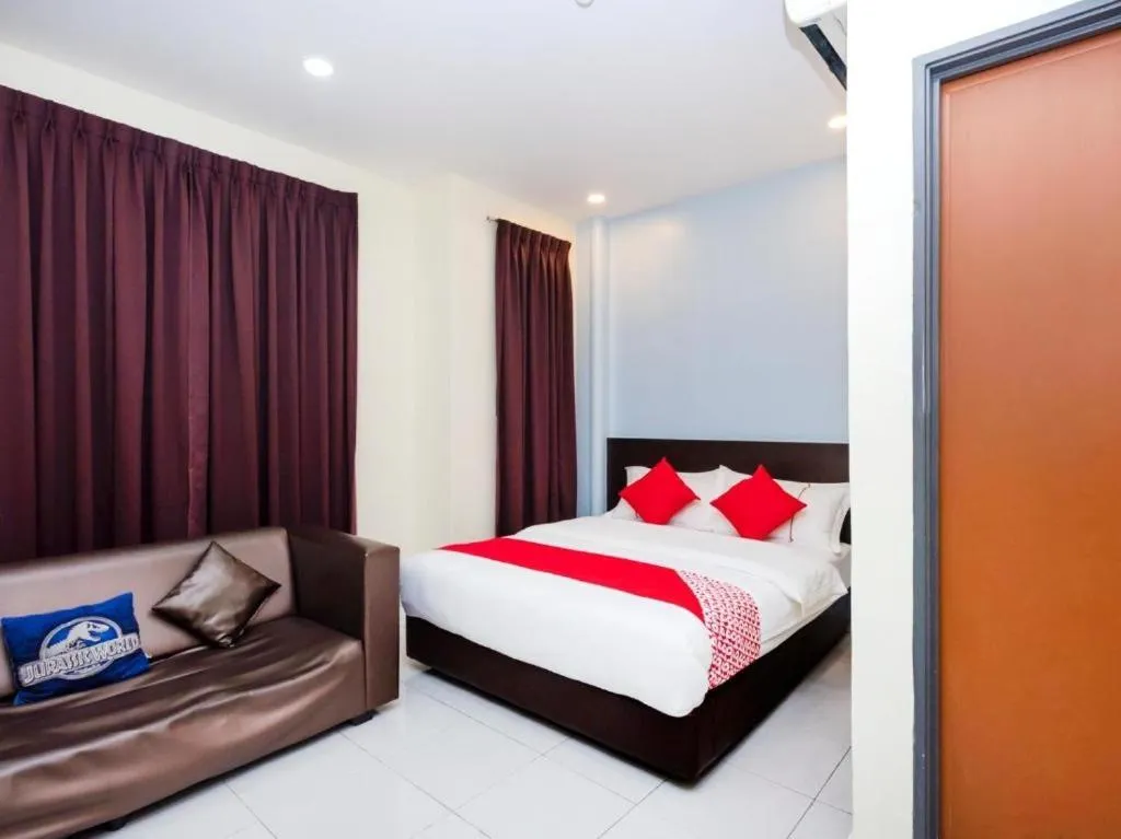 Bed in EG Hotel, Setia Tropika, JB