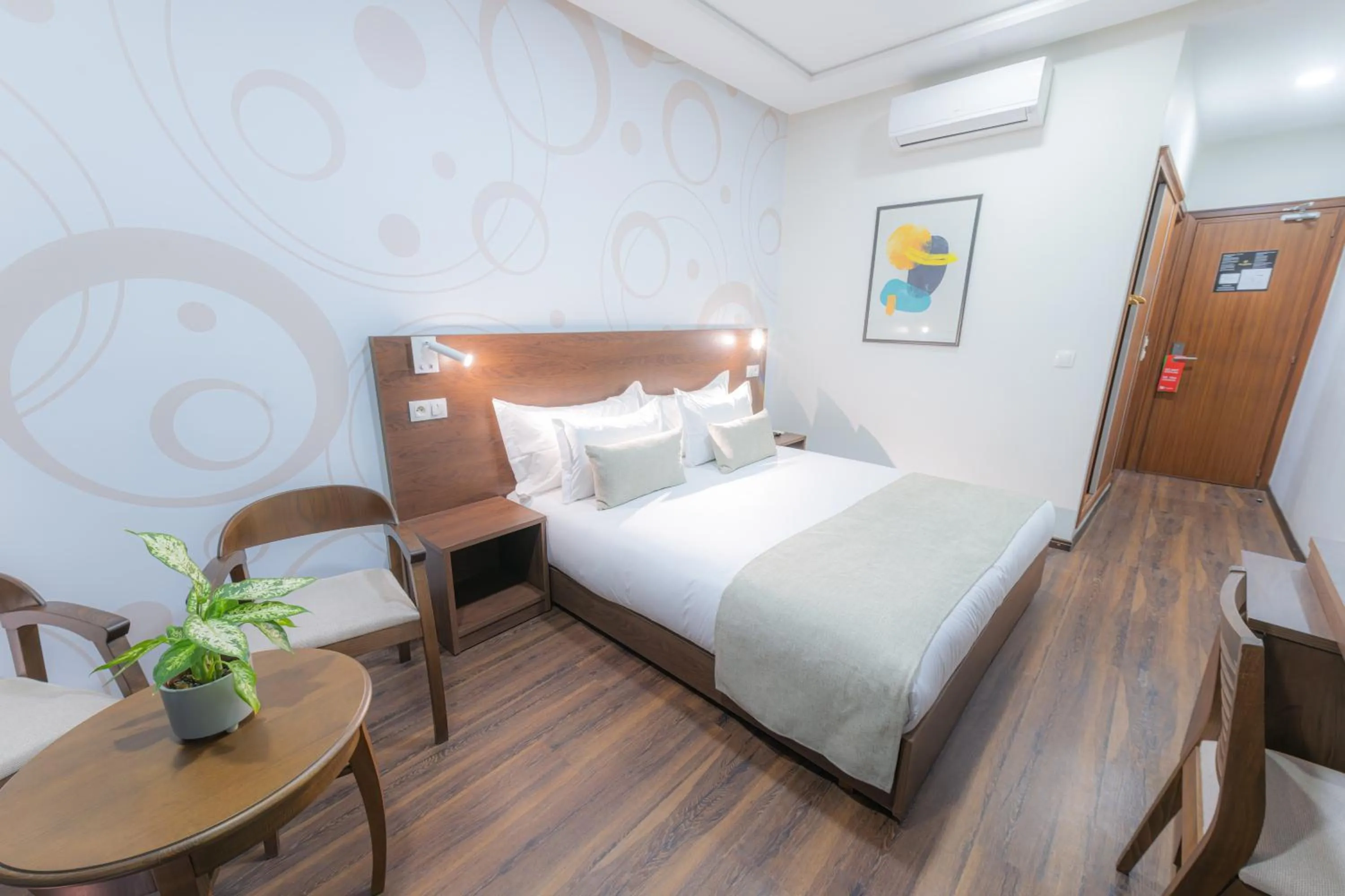 Photo of the whole room, Bed in Olympic Inn Casablanca