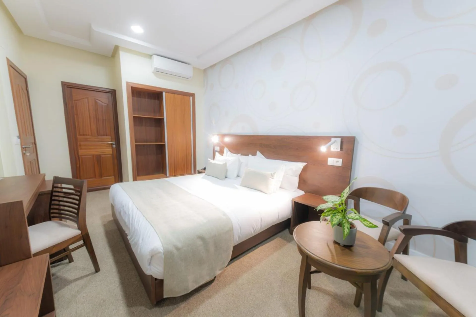 Photo of the whole room, Bed in Olympic Inn Casablanca