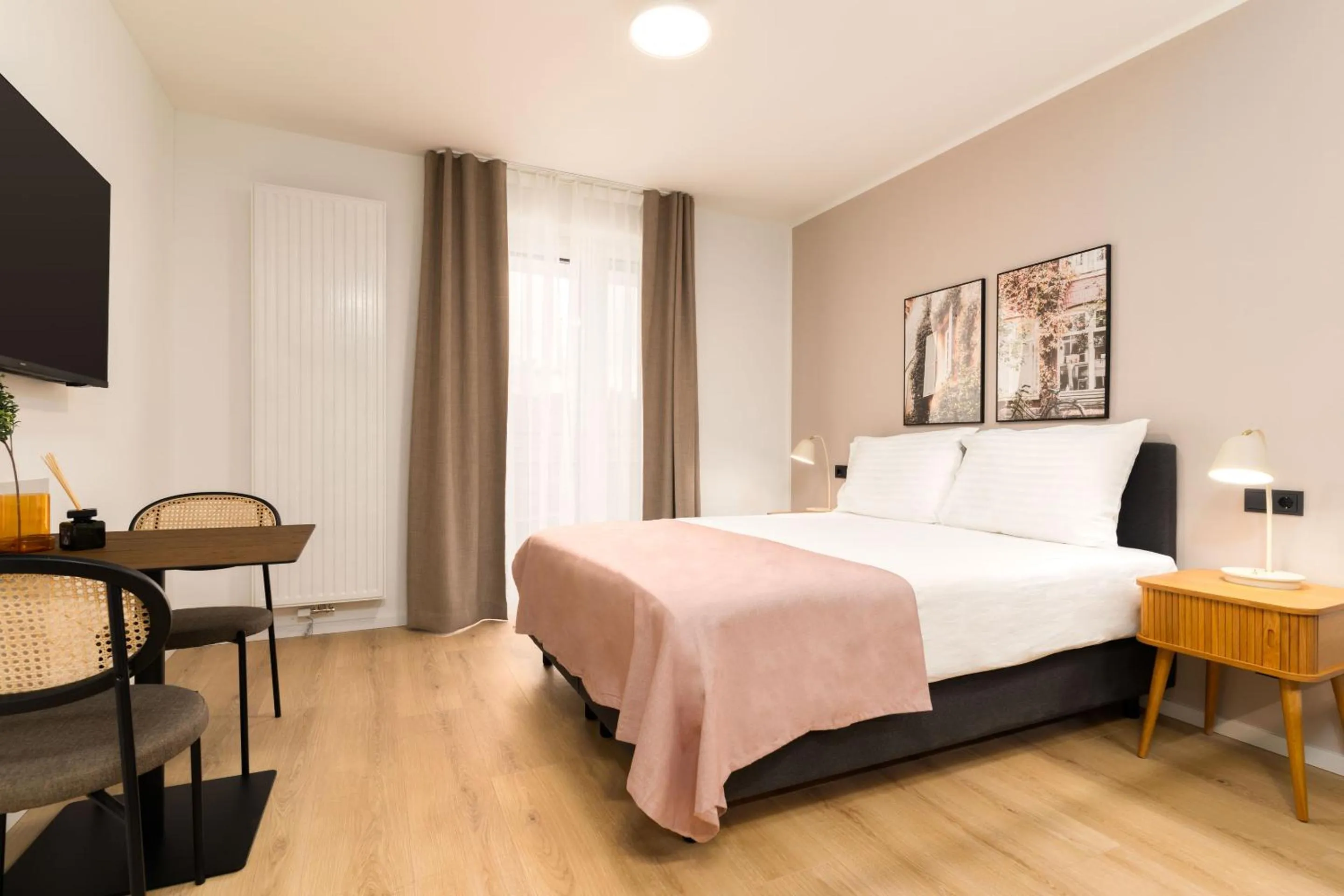 Bed in Limehome Vienna Favoritenstr