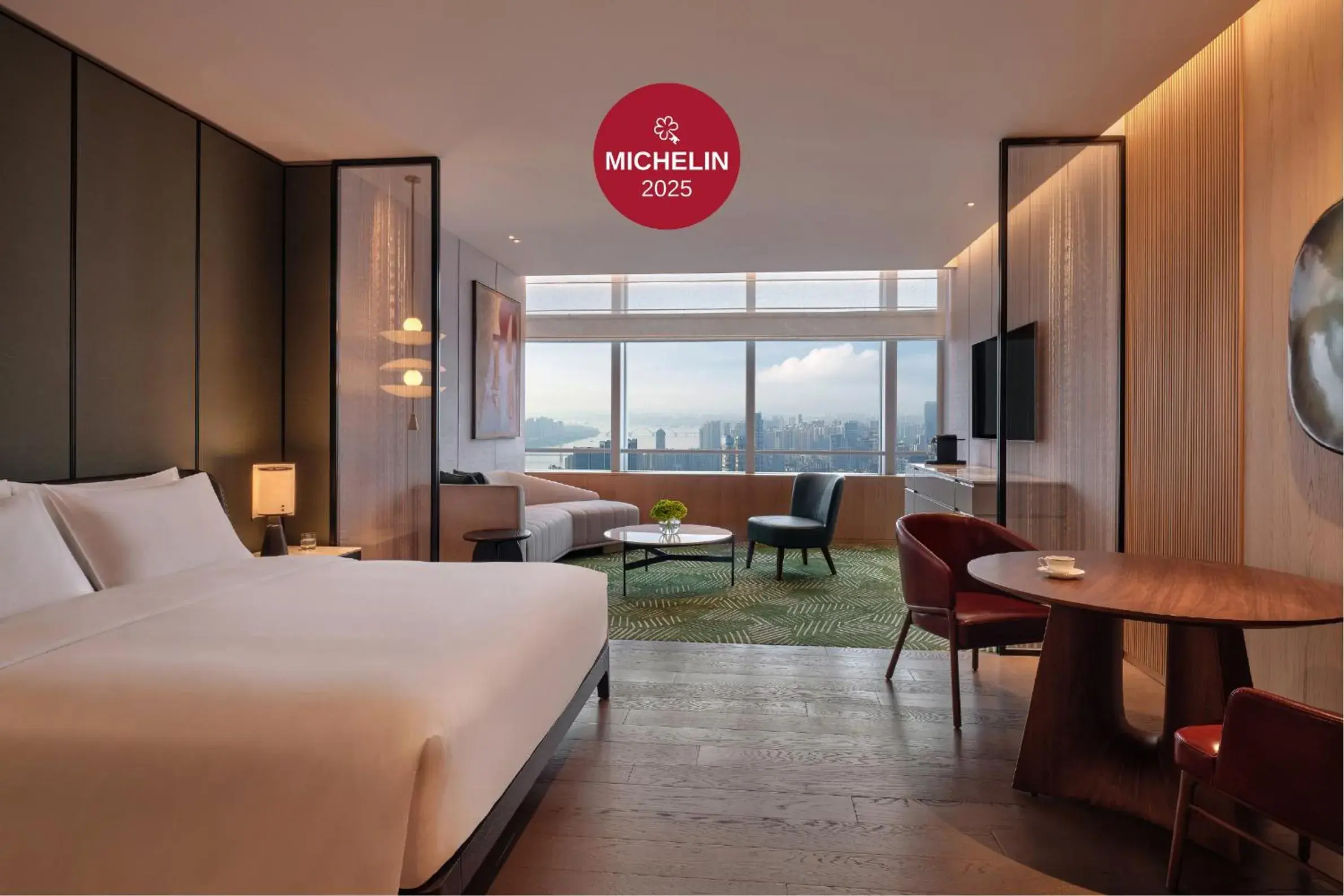 Deluxe King Room with River View in Park Hyatt Changsha Deluxe King Room with River View in Park Hyatt Changsha