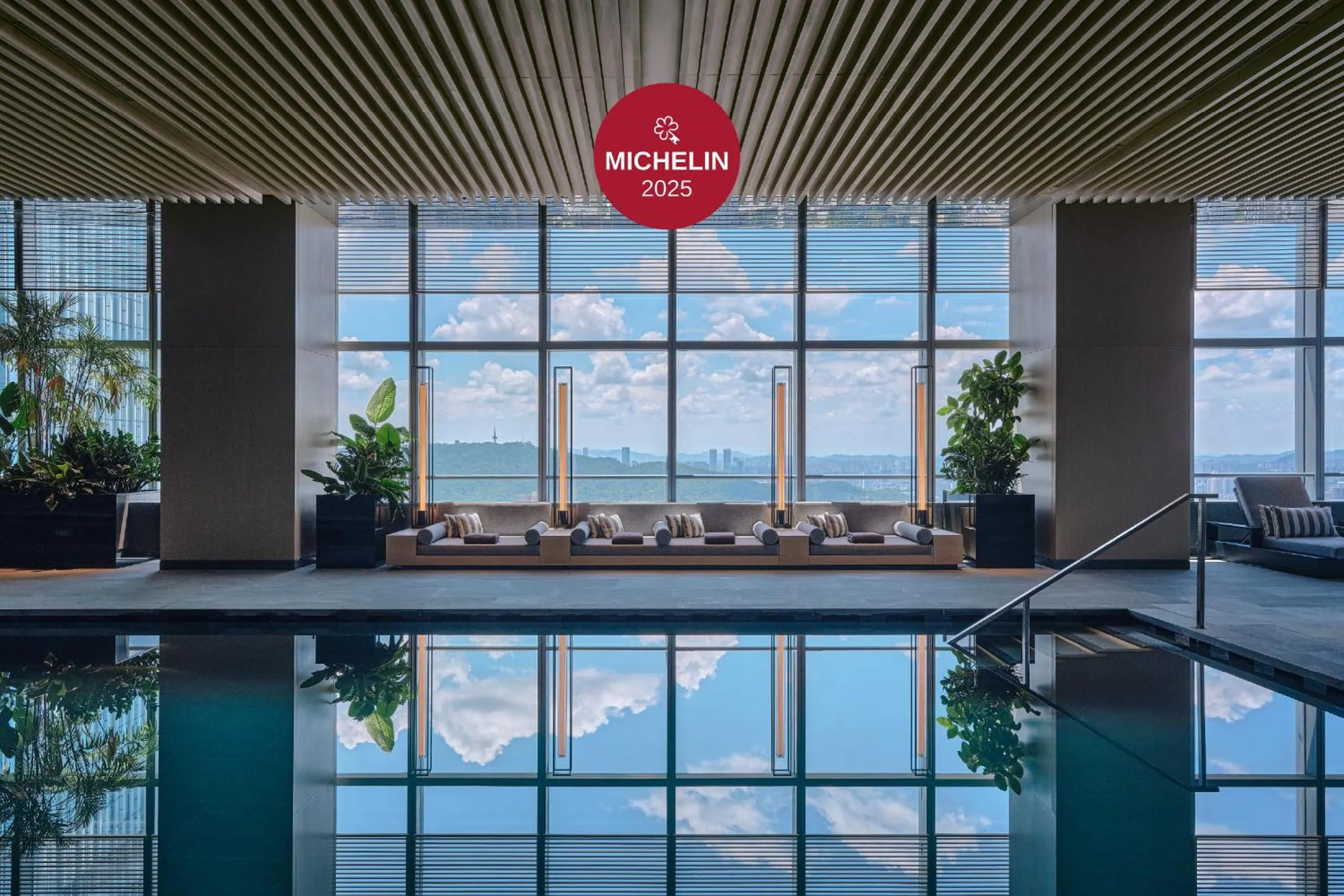 Swimming pool in Park Hyatt Changsha