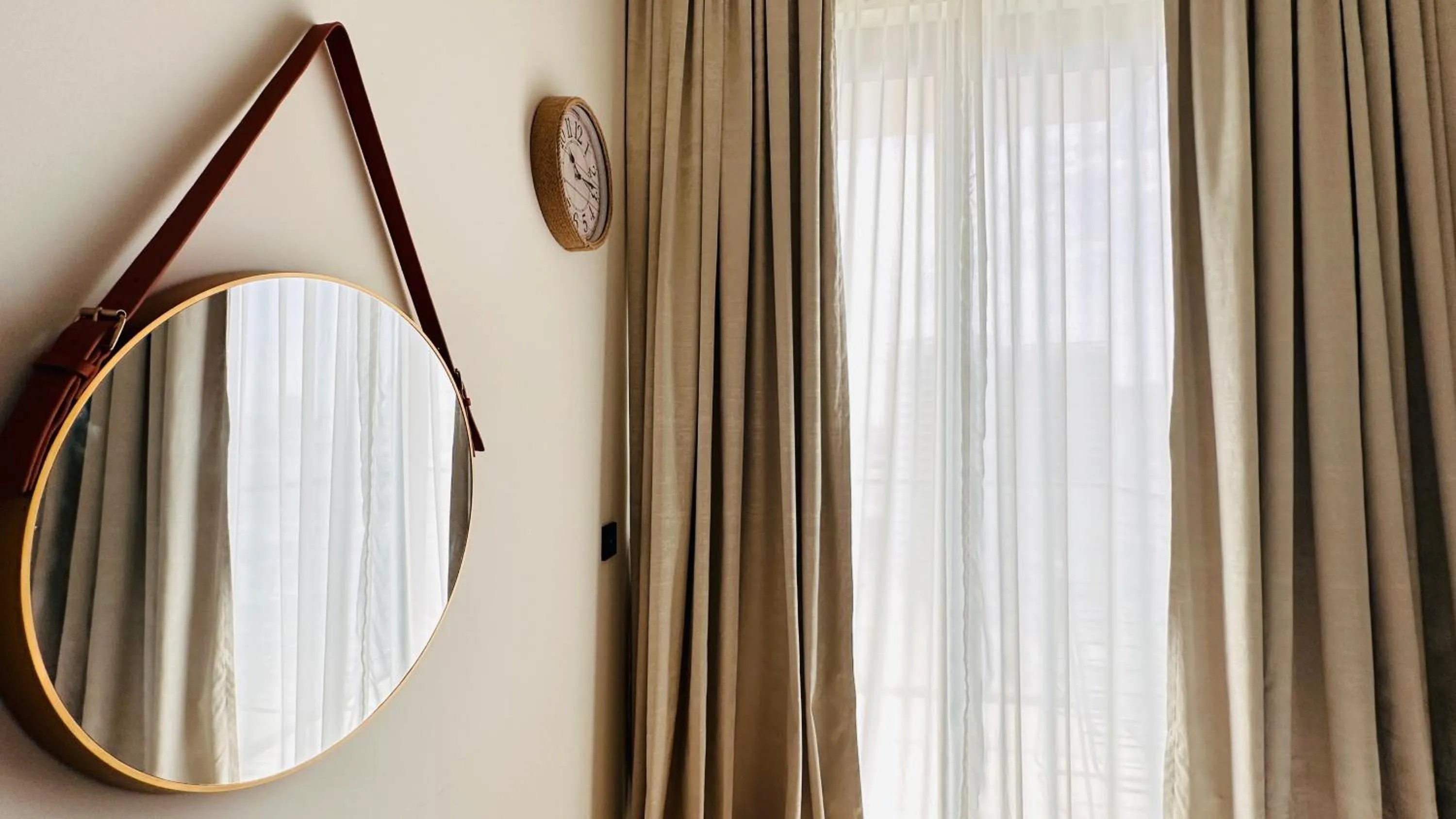 Bedroom in OYO 1292 Home Fully Furnished 1bed Apt @JVC