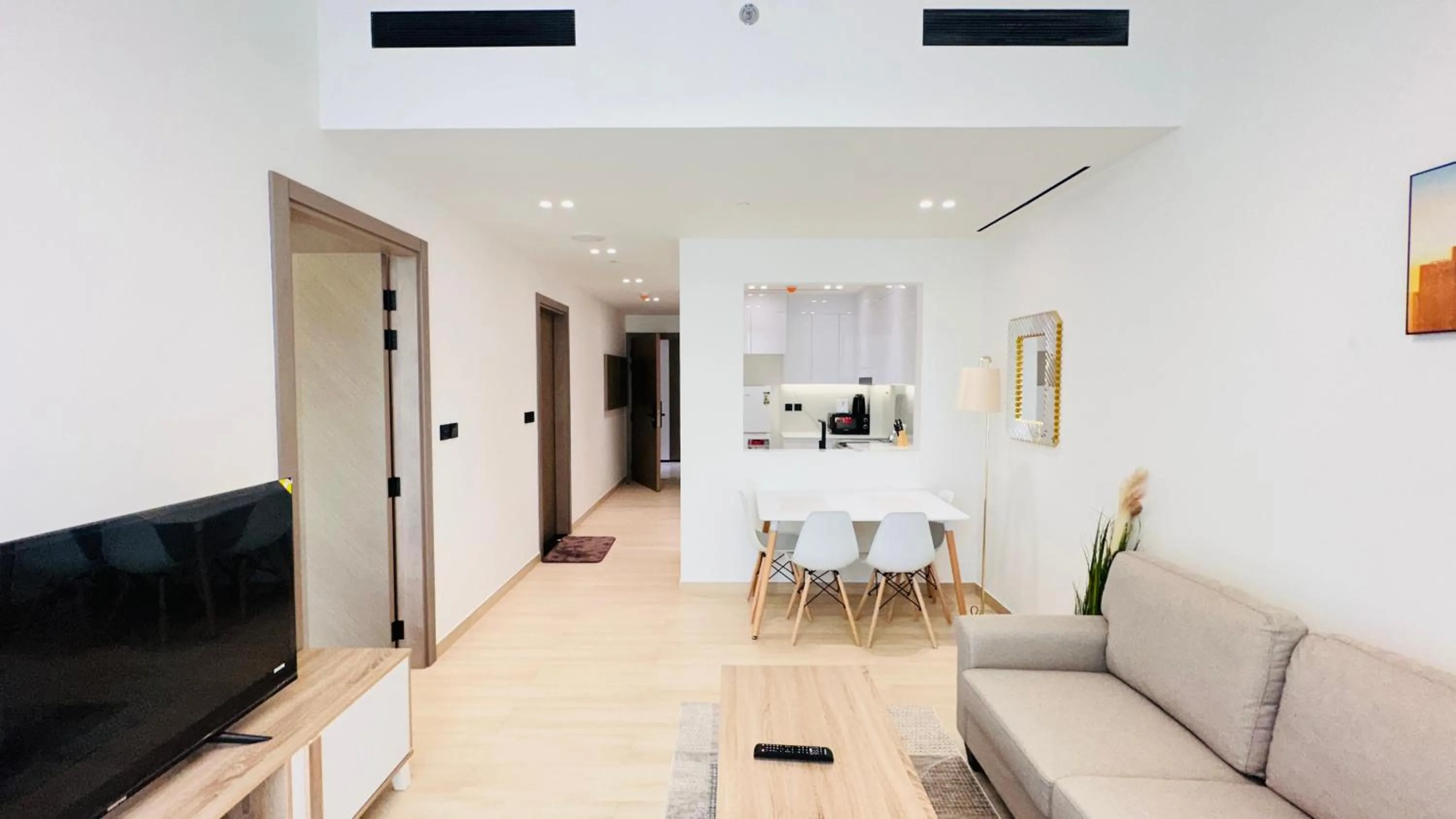 Living room in OYO 1292 Home Fully Furnished 1bed Apt @JVC