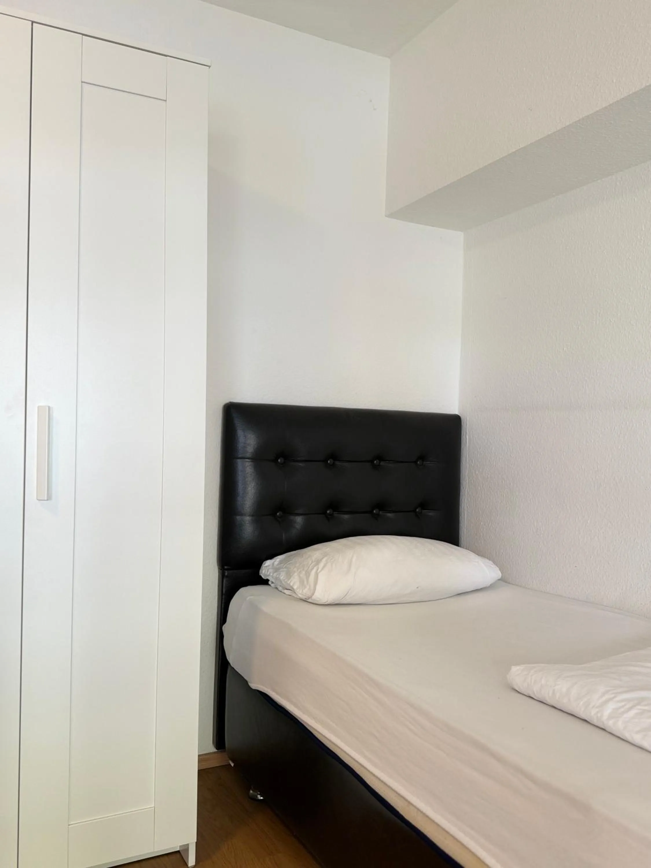 Bed in Hotel Garni Emir