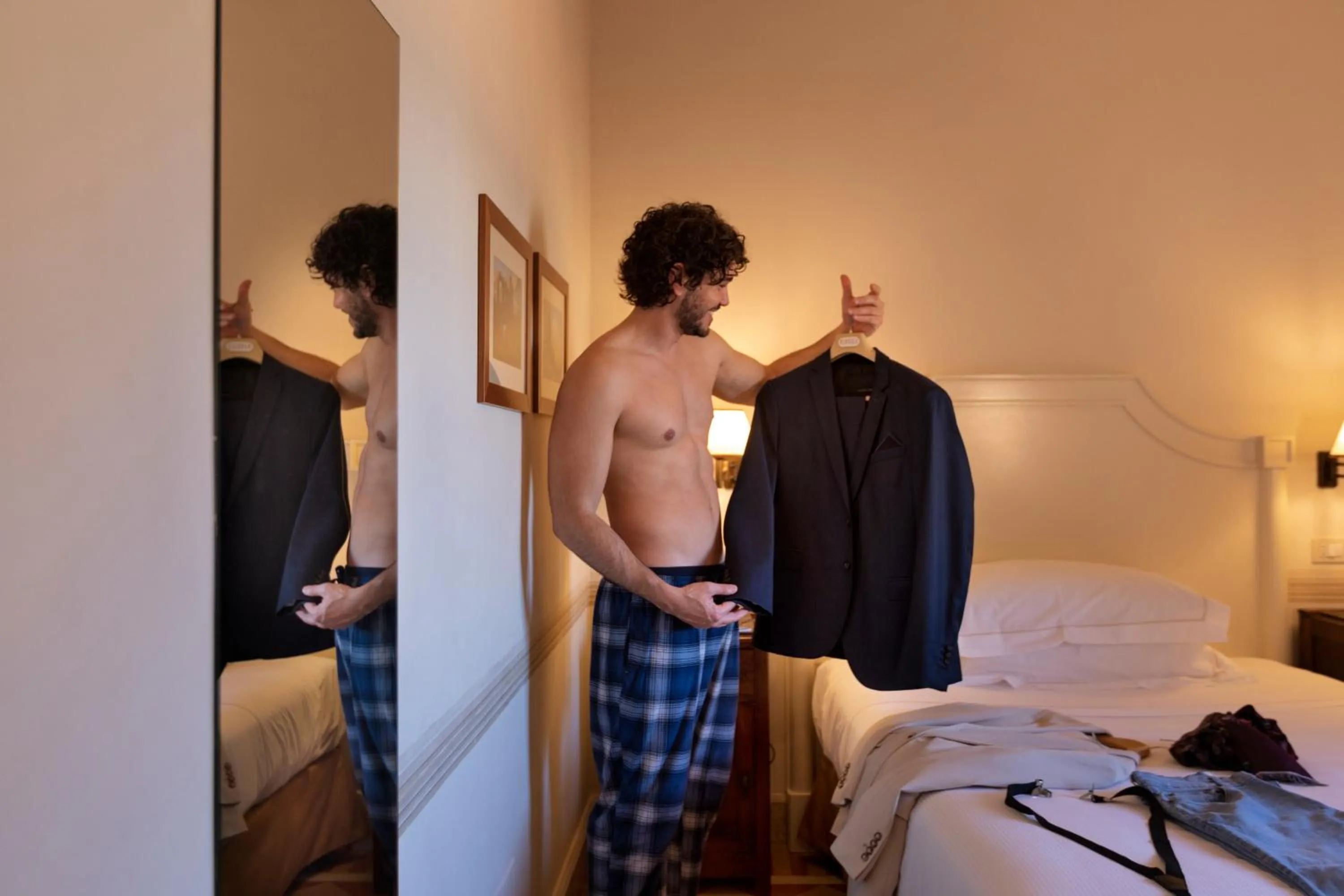 People, Bed in QC Grand Hotel Roma